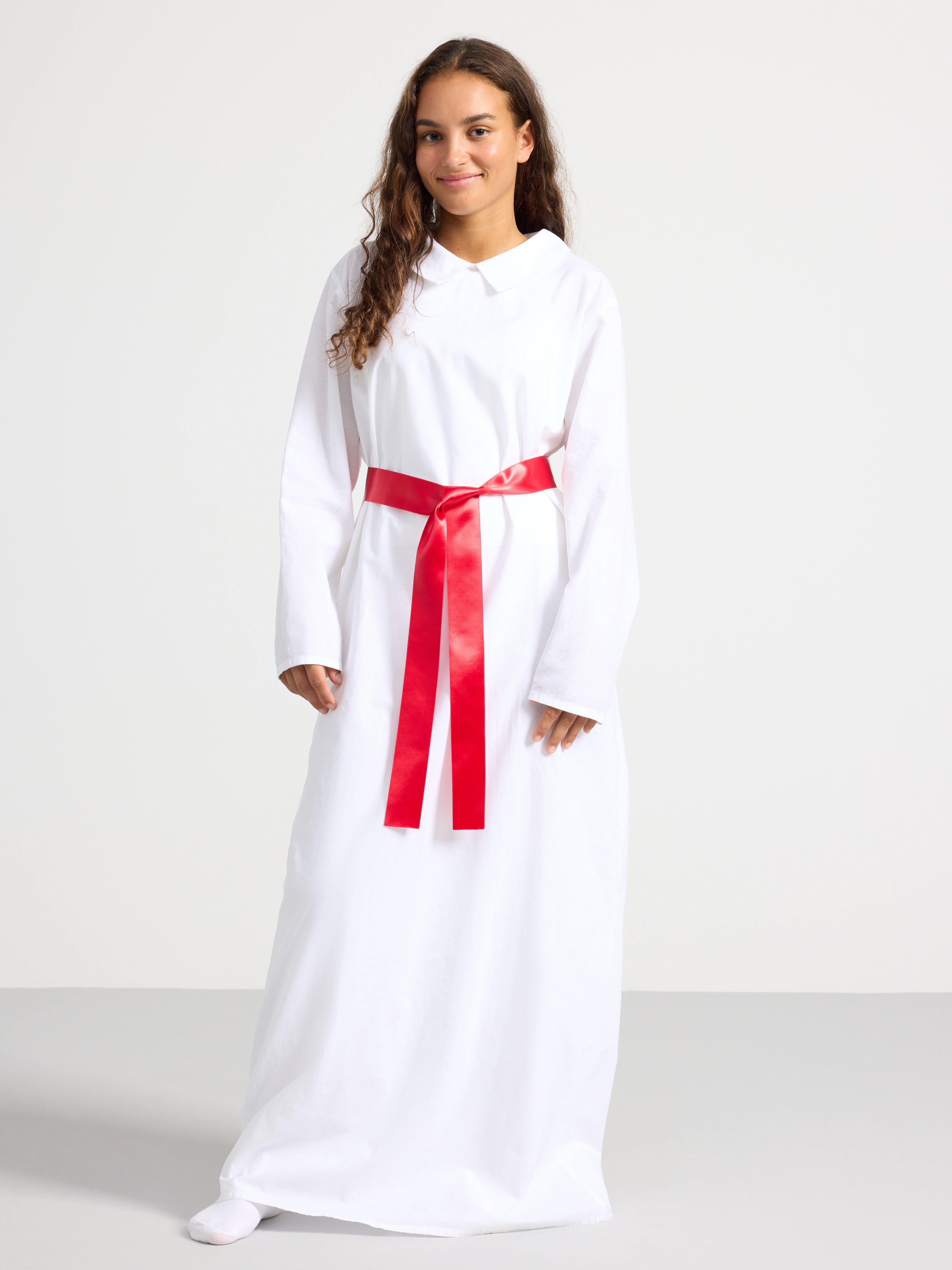 Lucia gown White