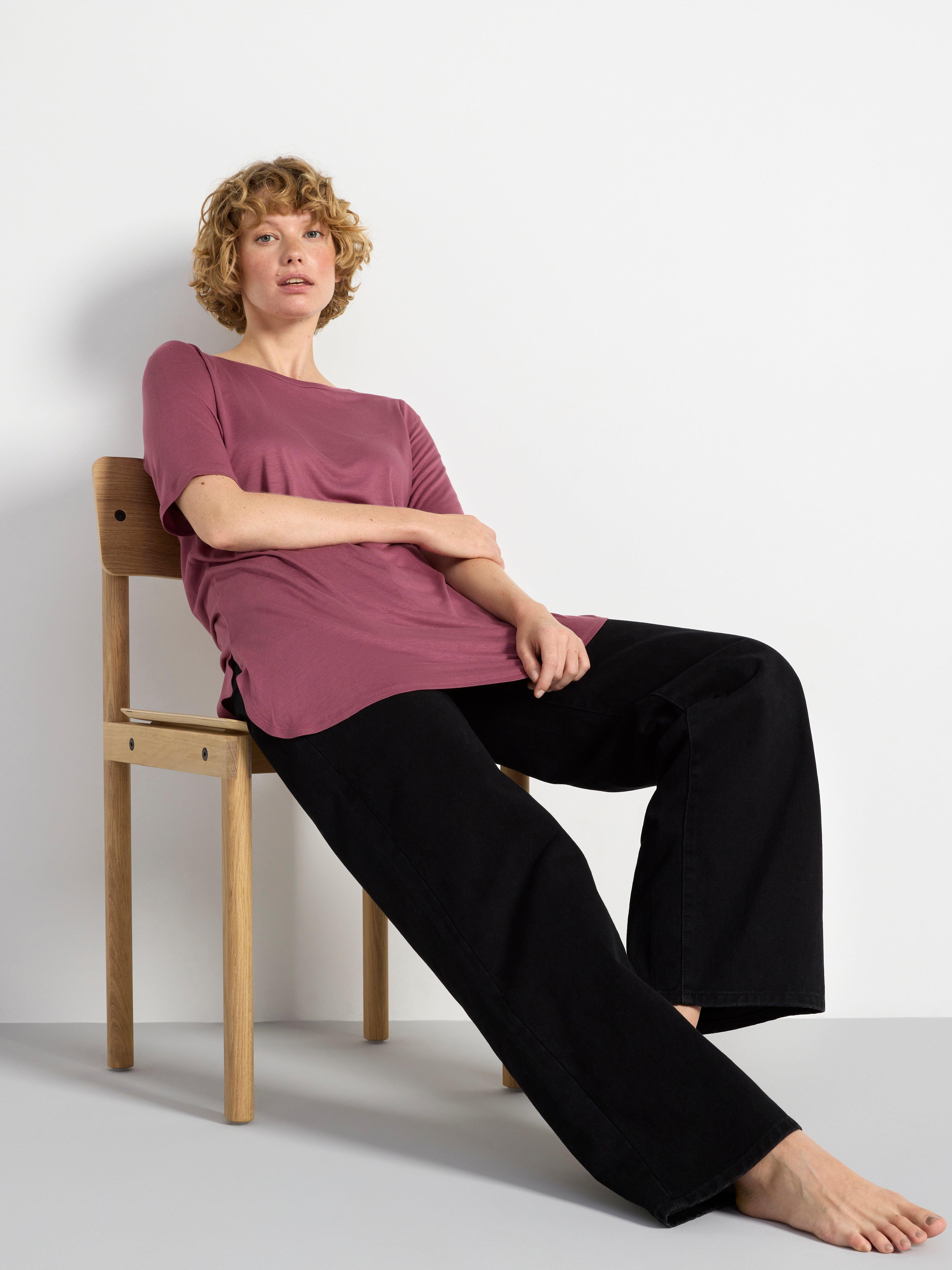 Long T-shirt red