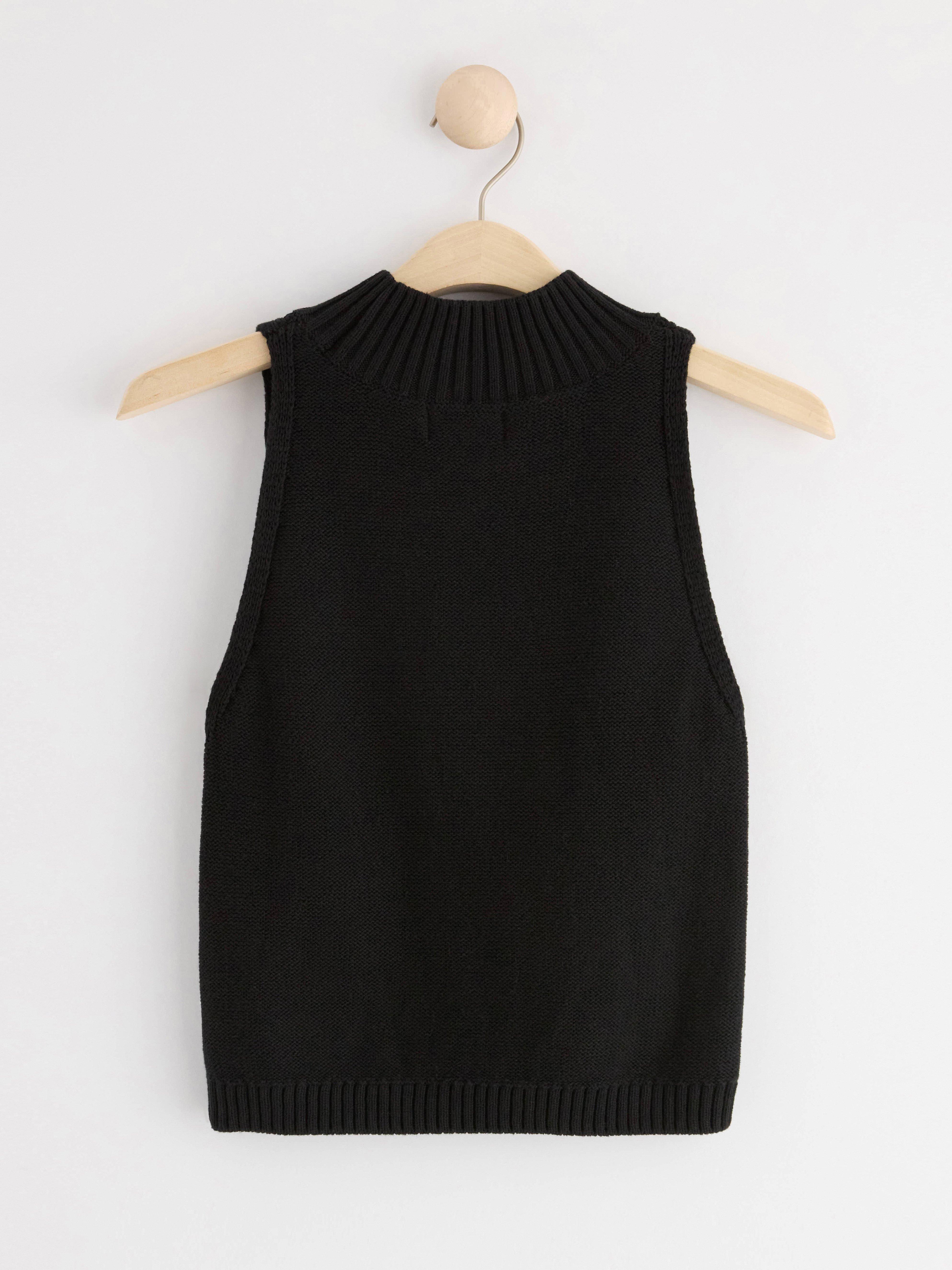 Sleeveless knitted top Black