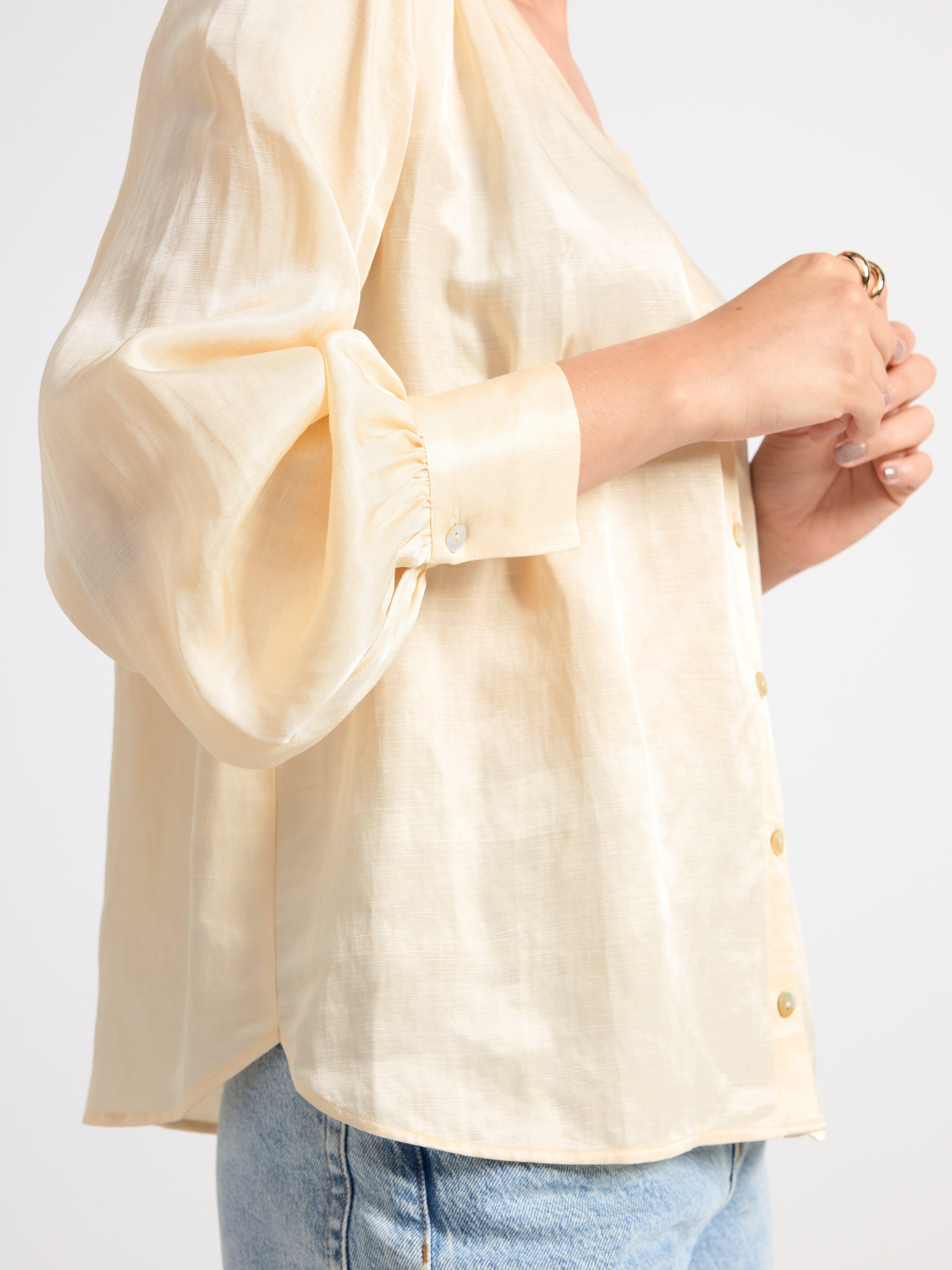 Long puff sleeve blouse Light Dusty White