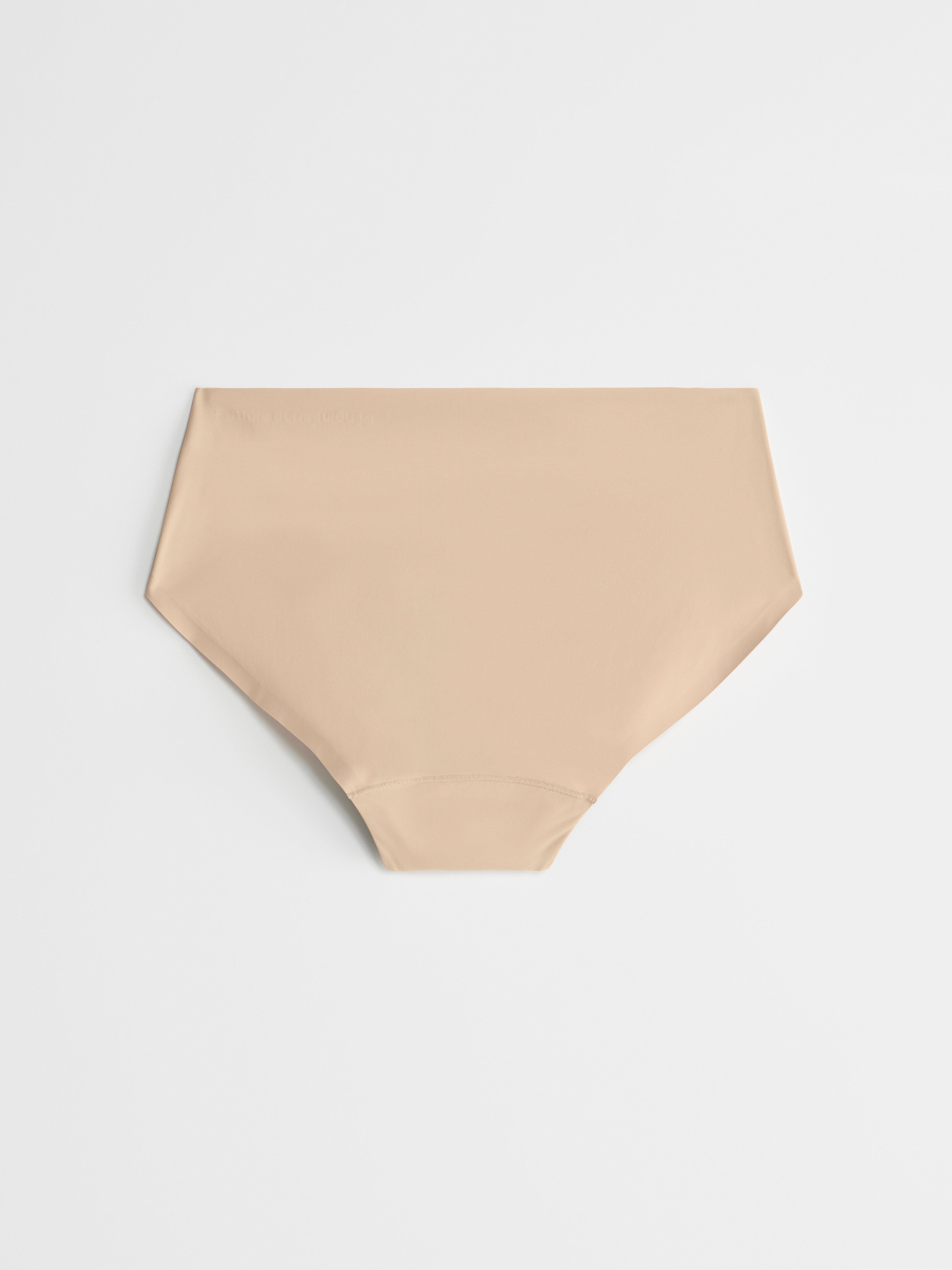 Engineered Hiphugger Period Proof – Period Panty Medium Absorbency Beige