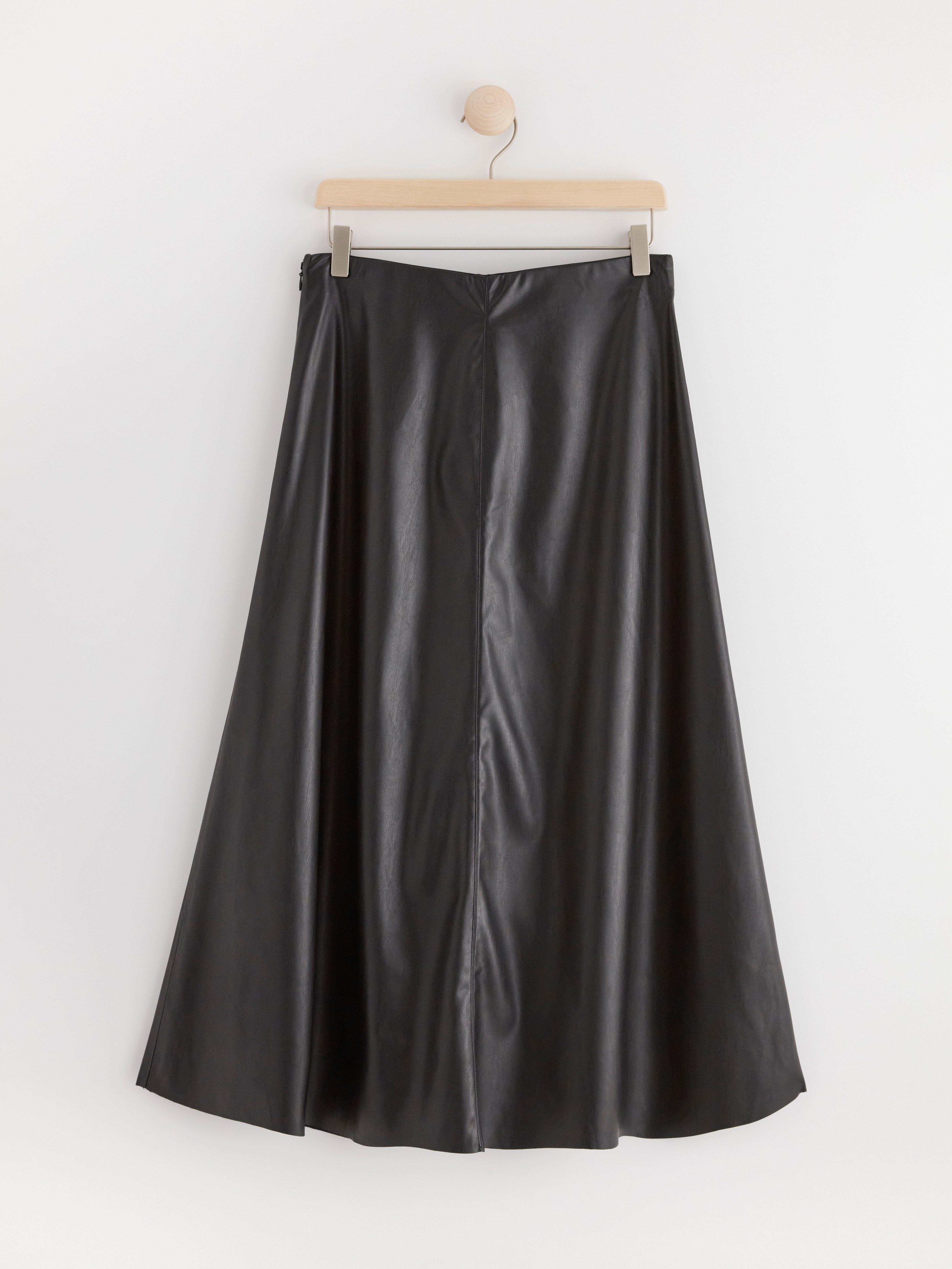 Midi skirt in imitation leather Black