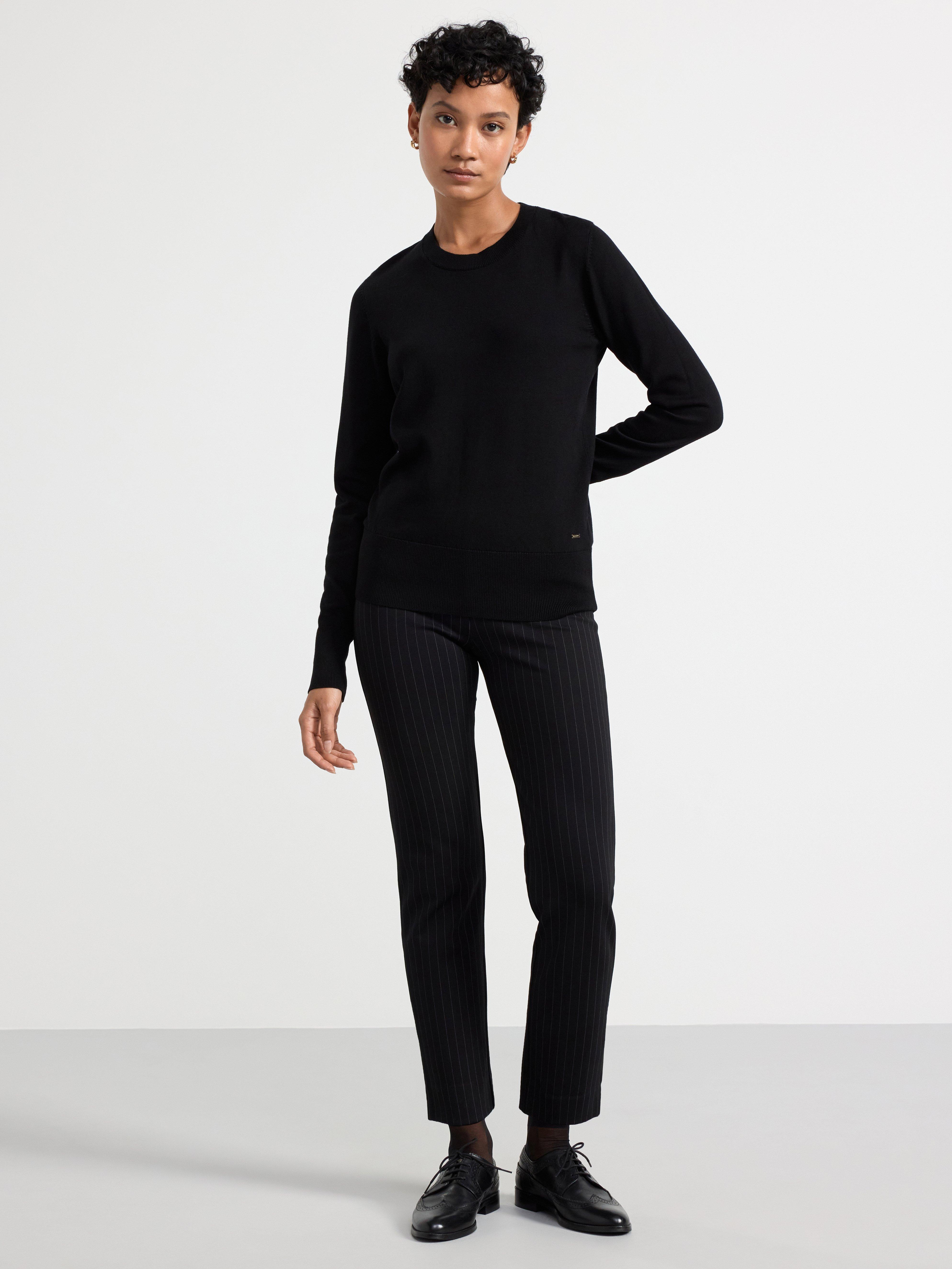 Jumper fine-knitted Black