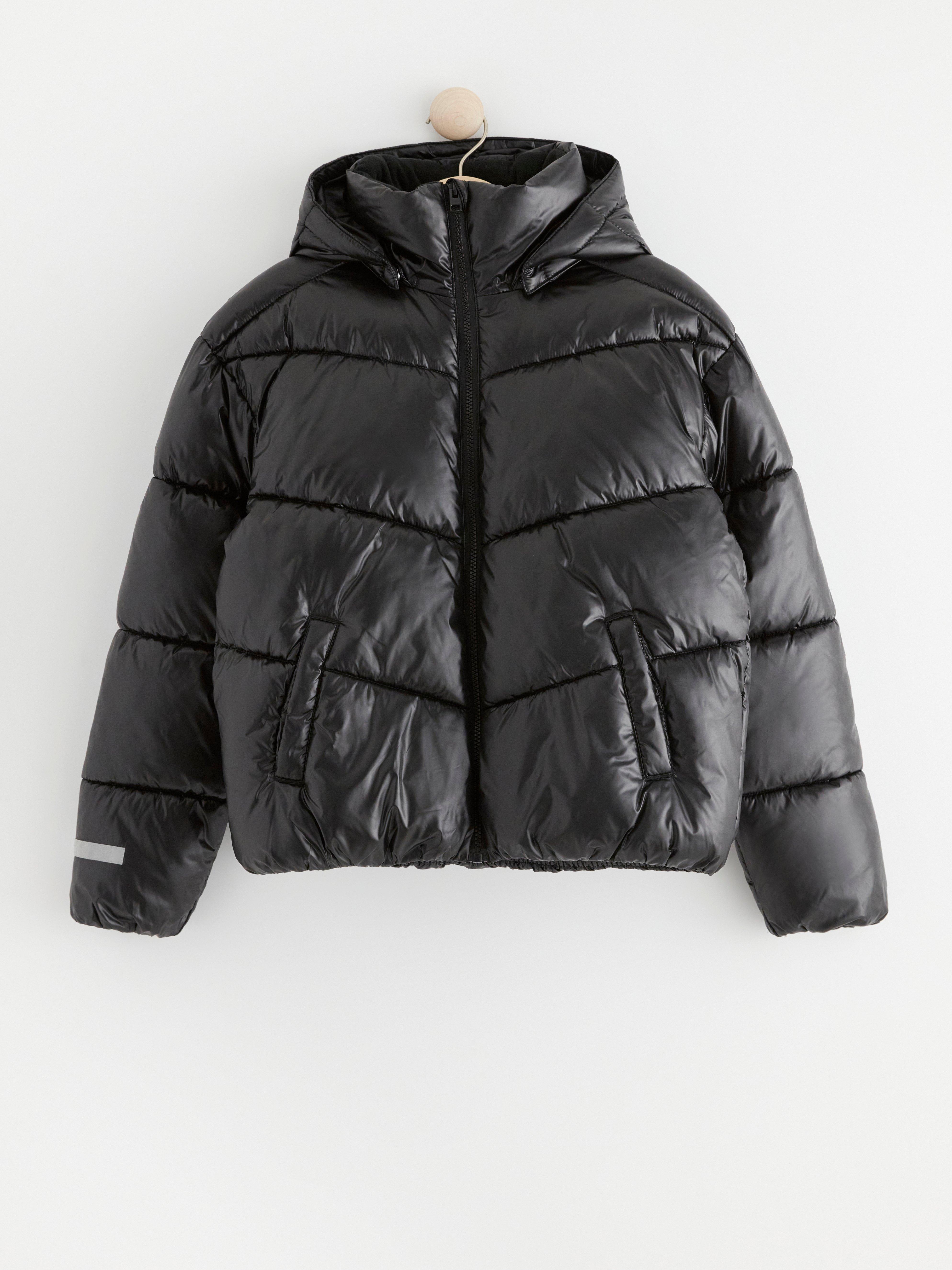 Water repellent puffer jacket Black