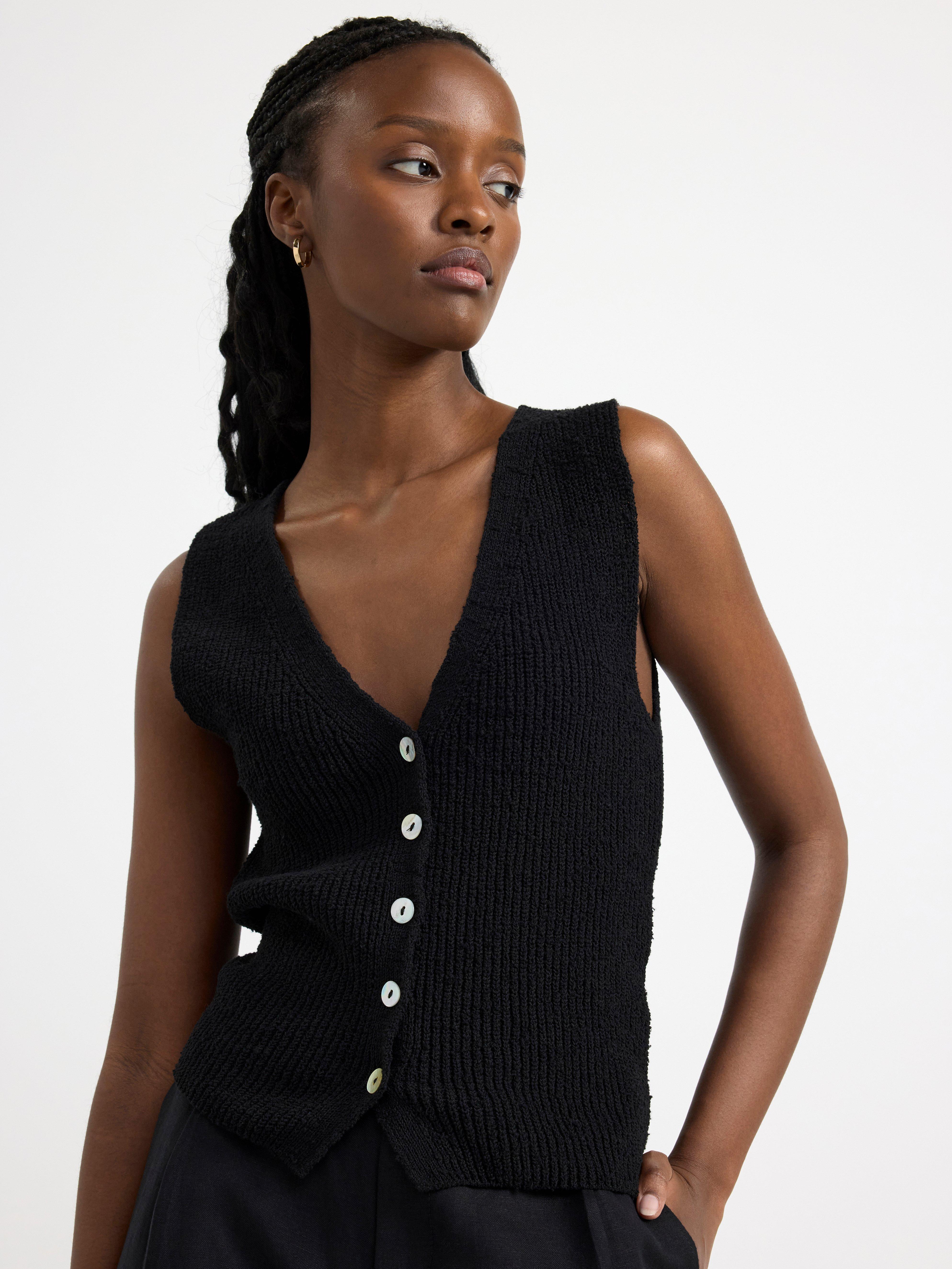 Knitted vest Black
