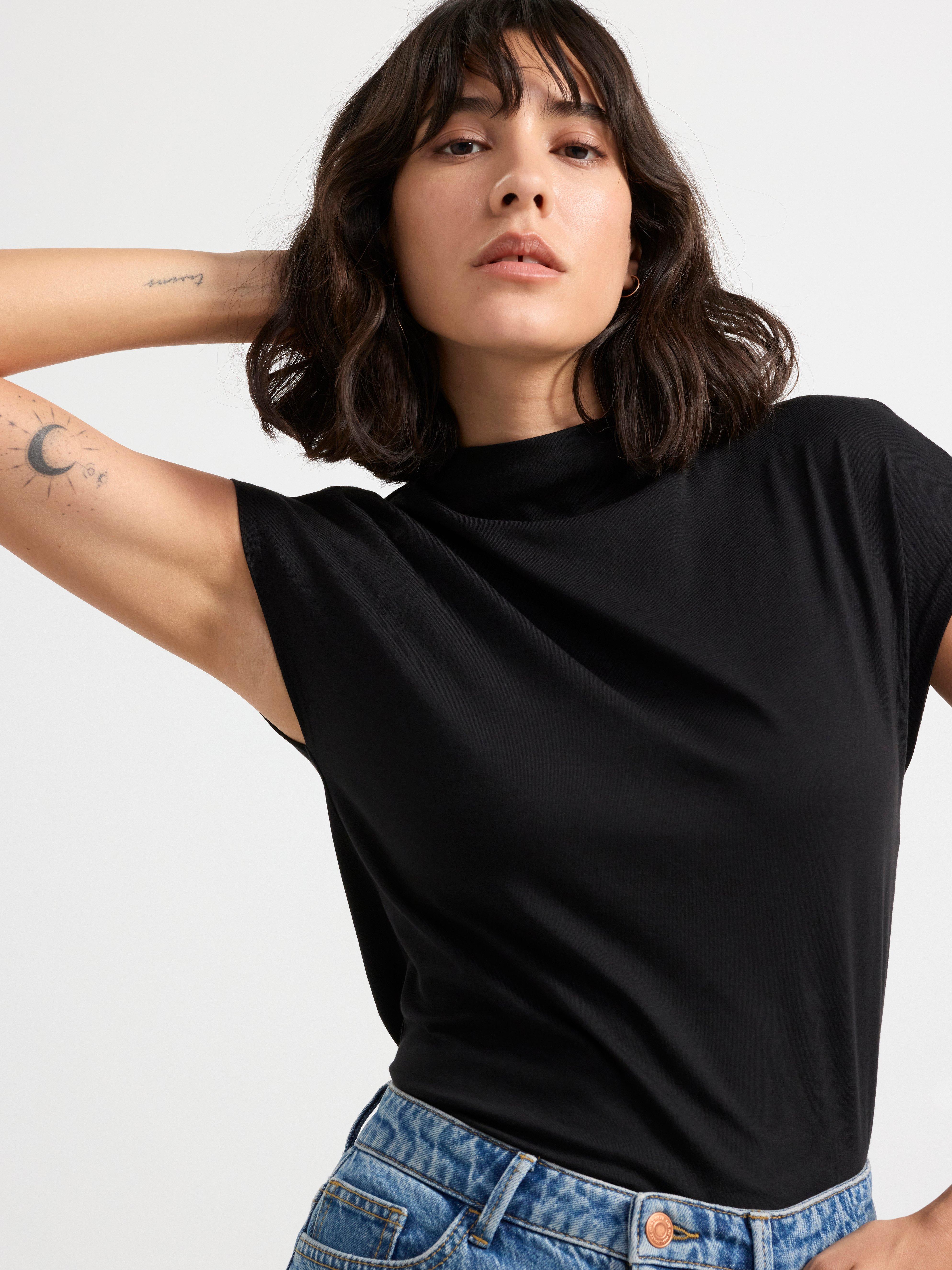 Short sleeve fitted top Black