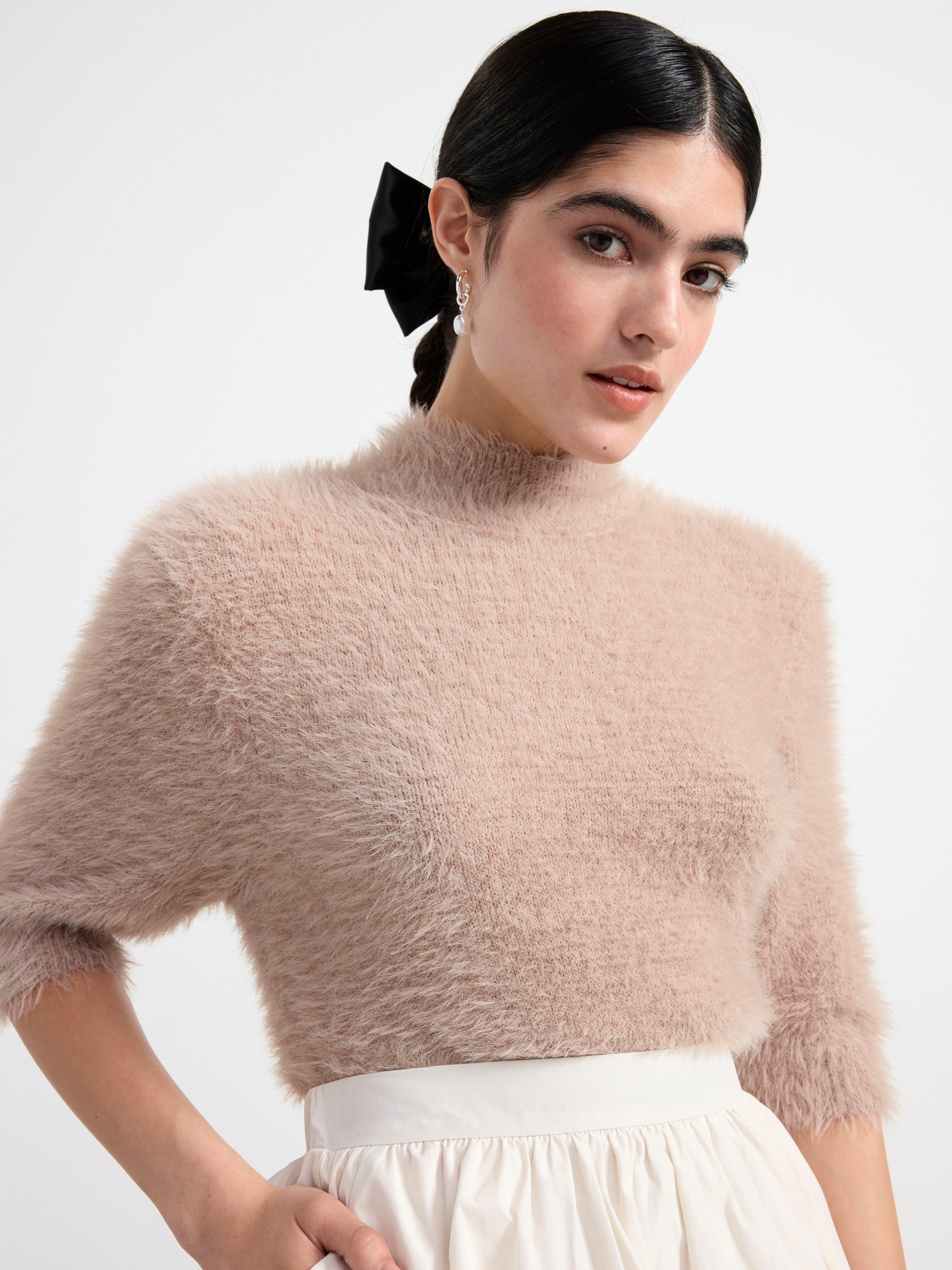 Knitted furry jumper Beige