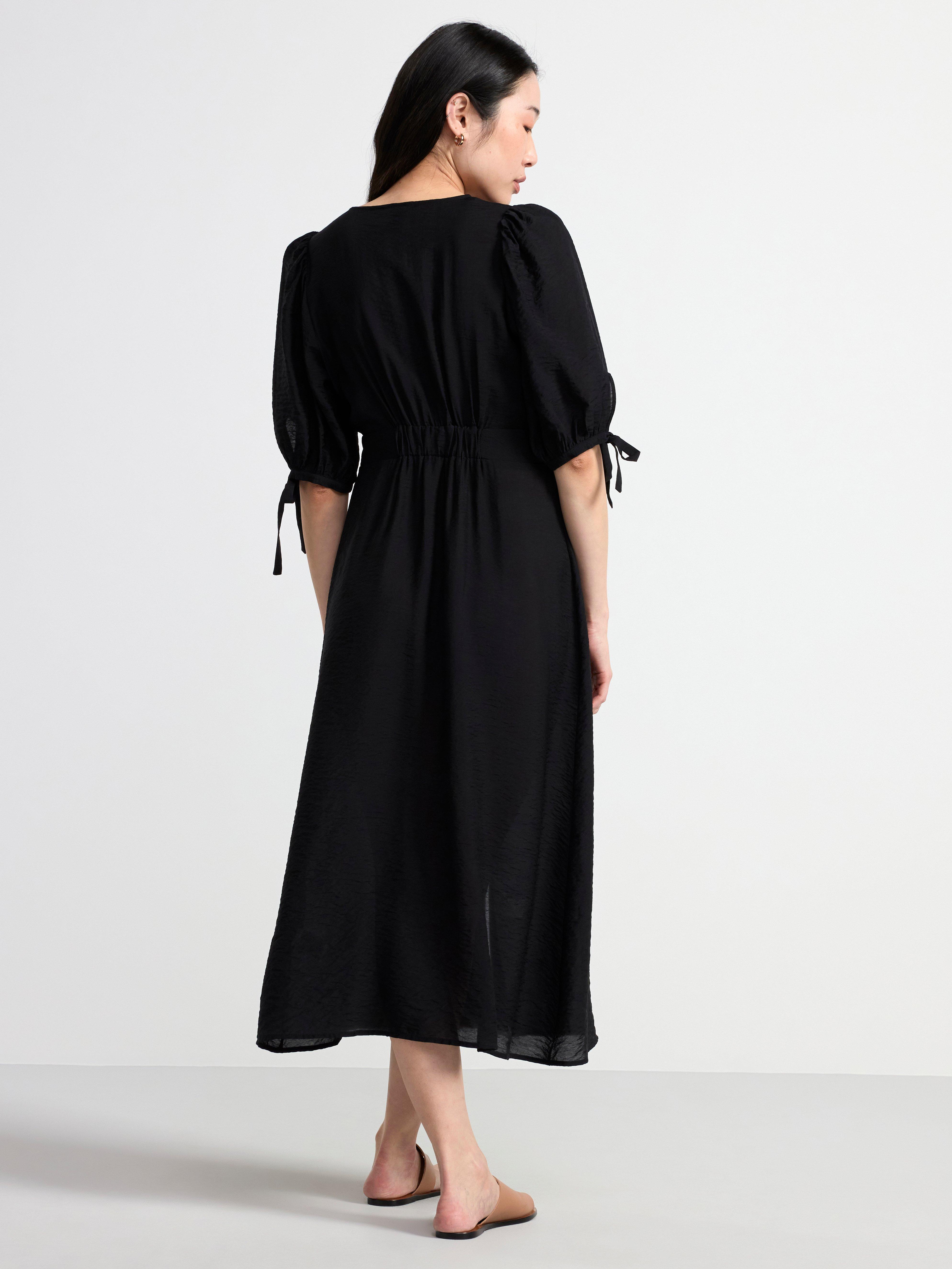 Puff sleeve midi dress Black