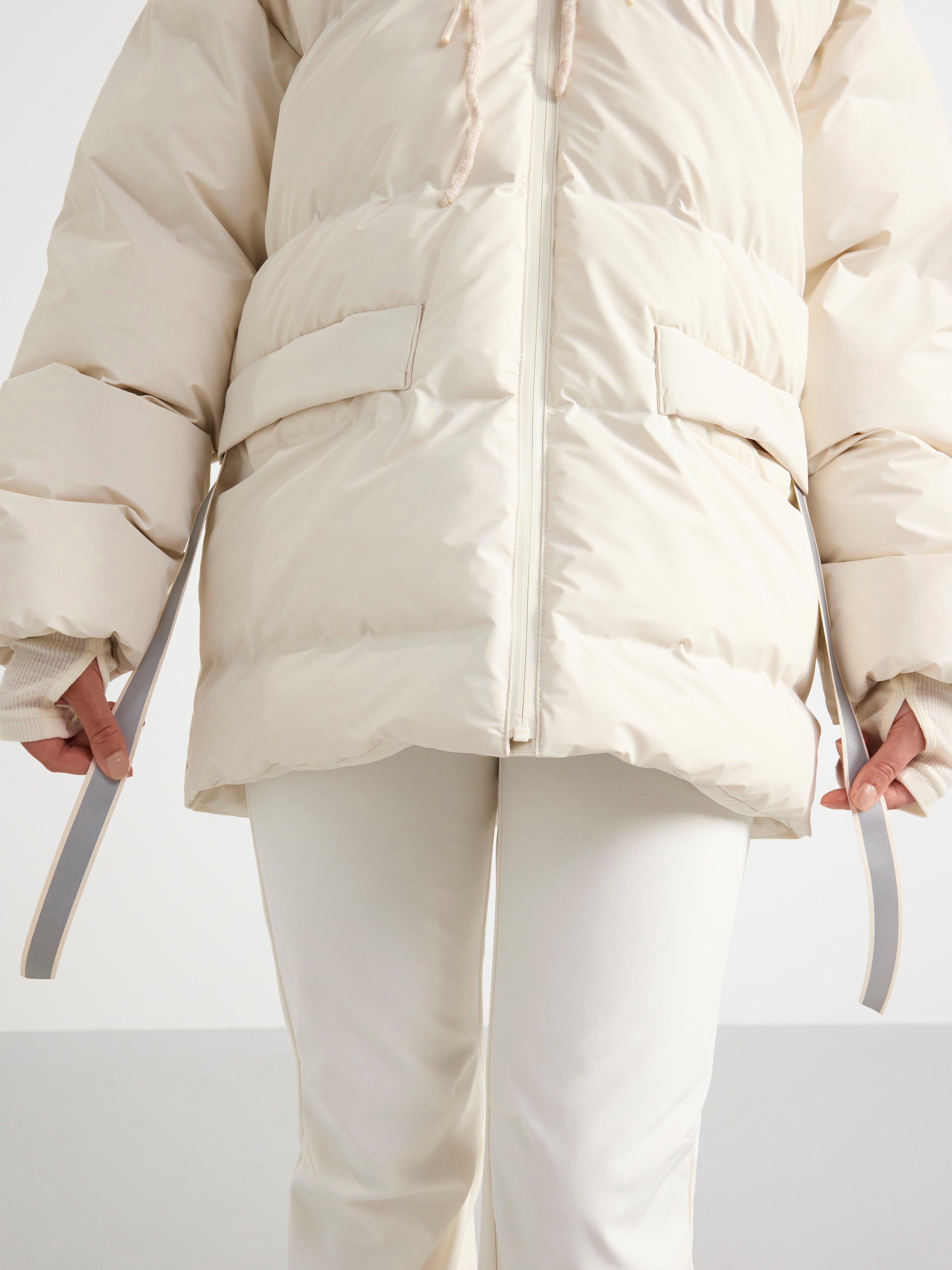Water repellent puffer jacket Light White