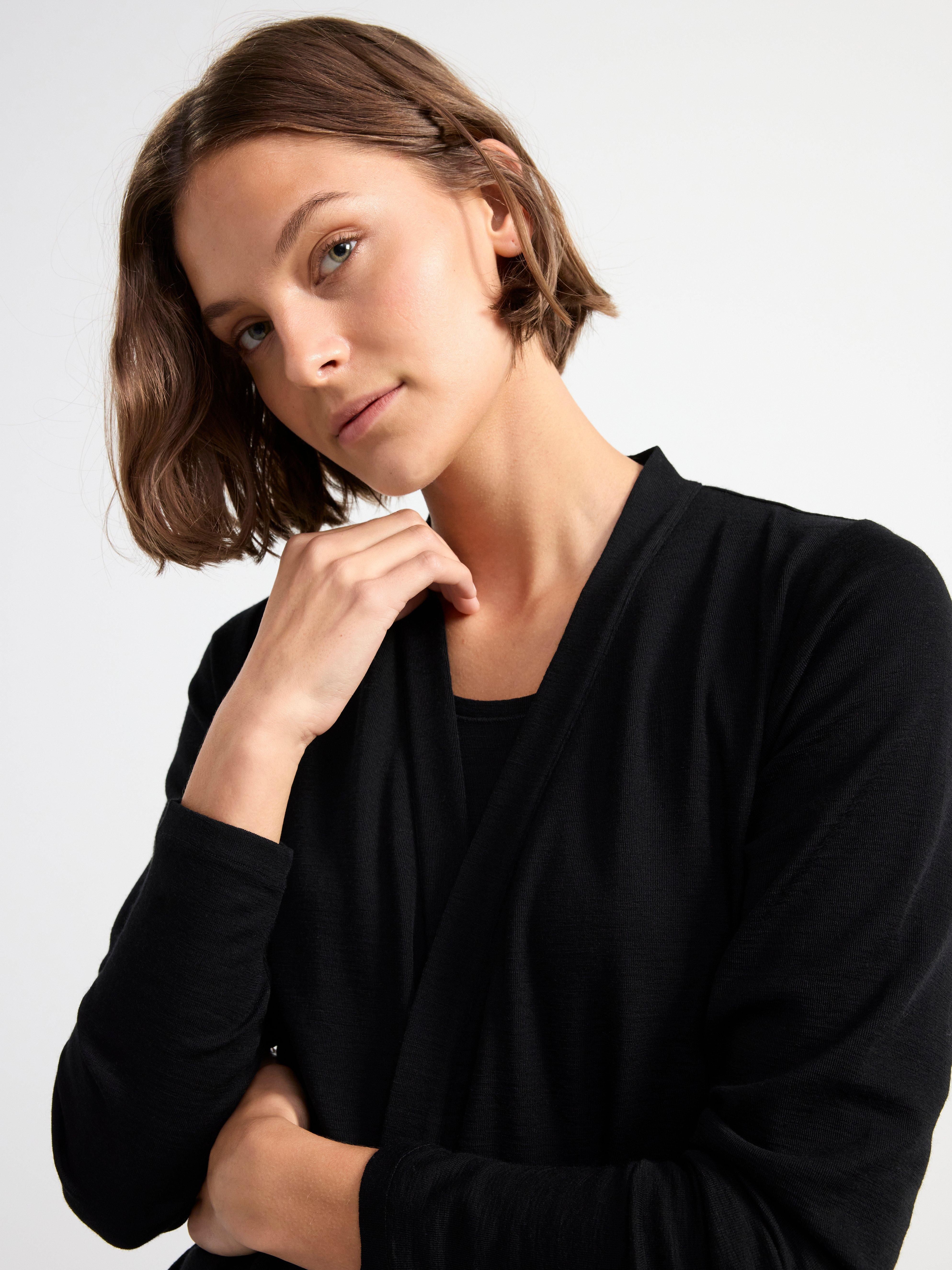 Robe in merino wool Black