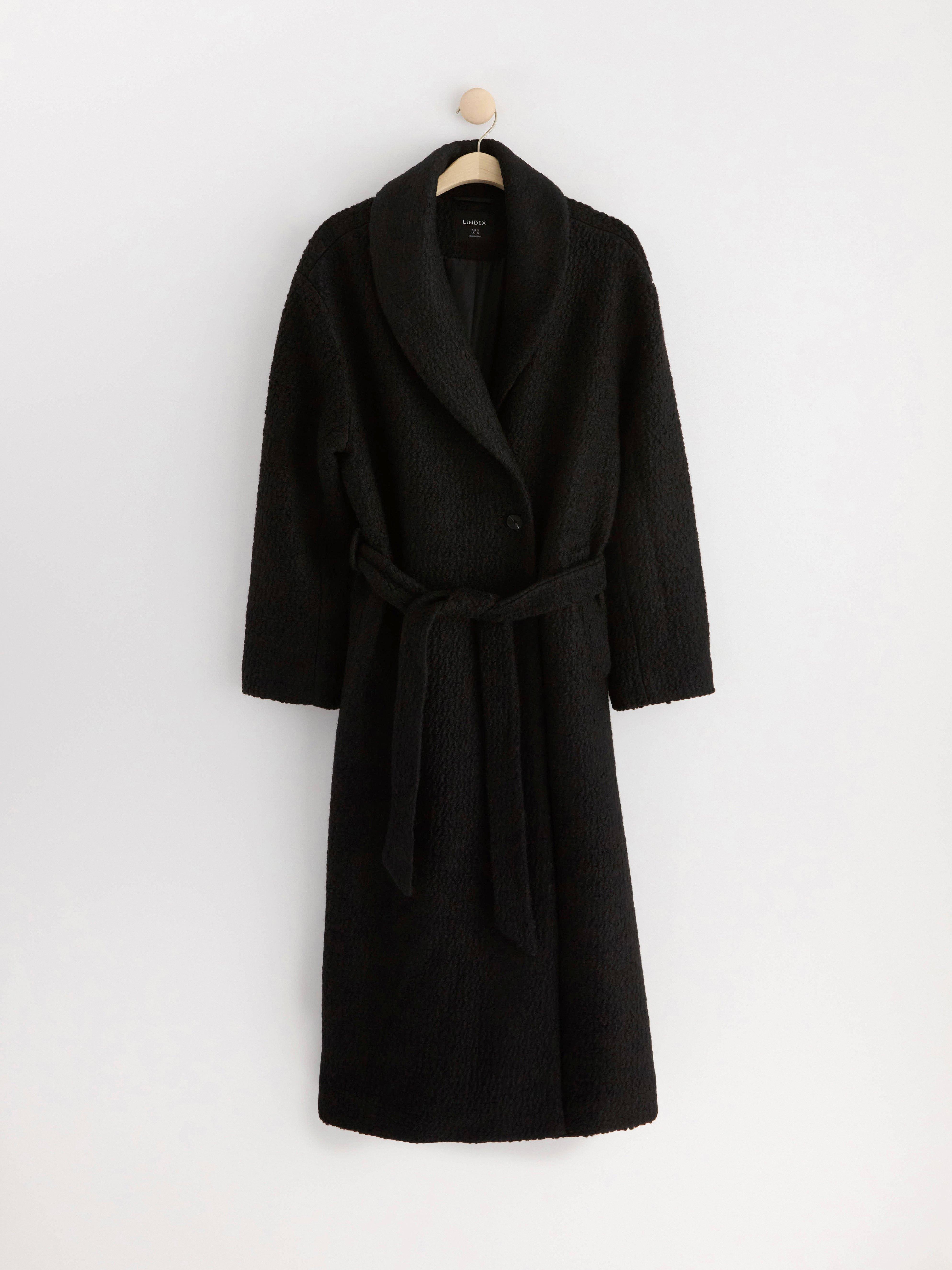 Coat in bouclé Black