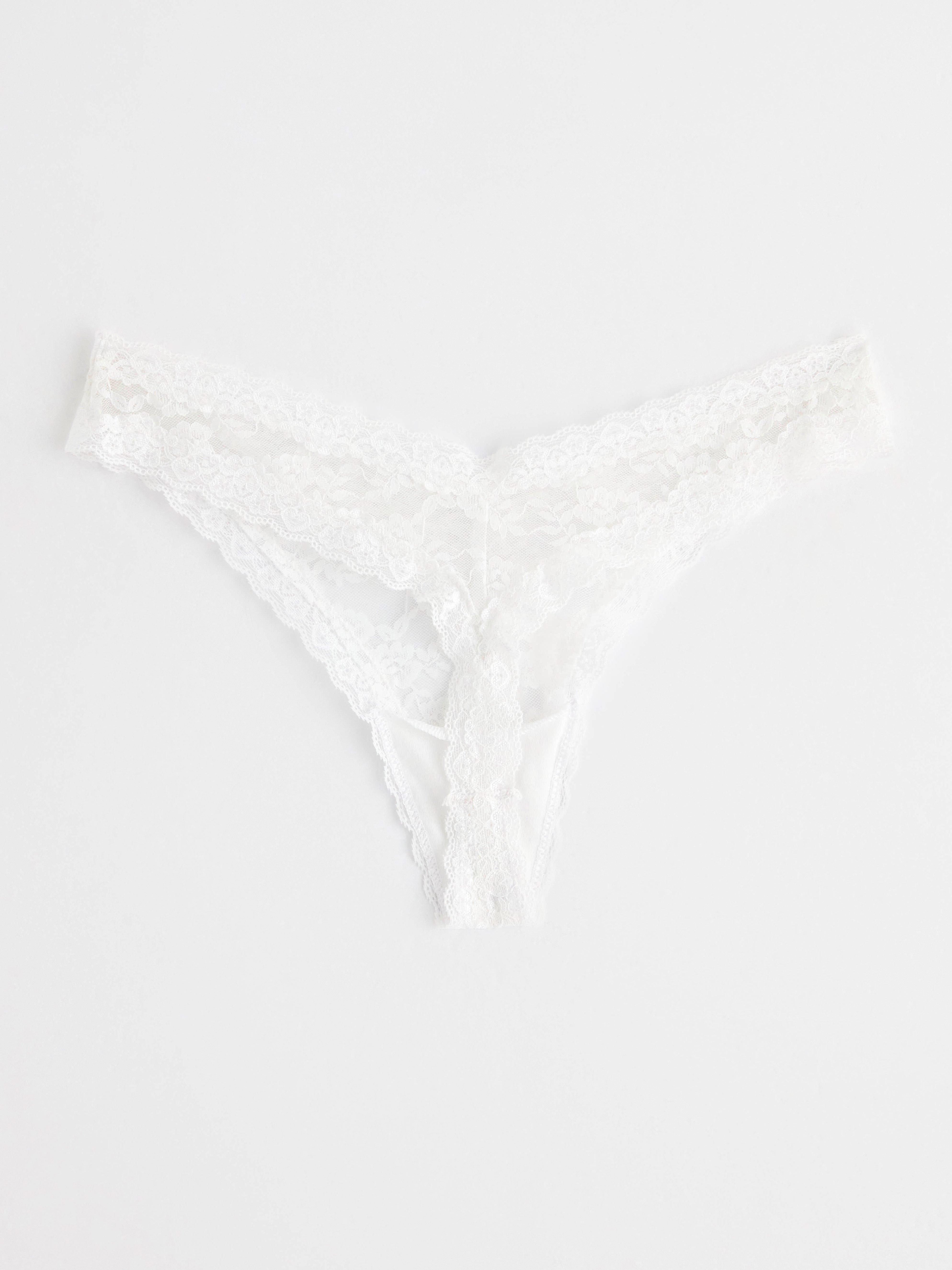 Thong low waist high leg cut with lace White