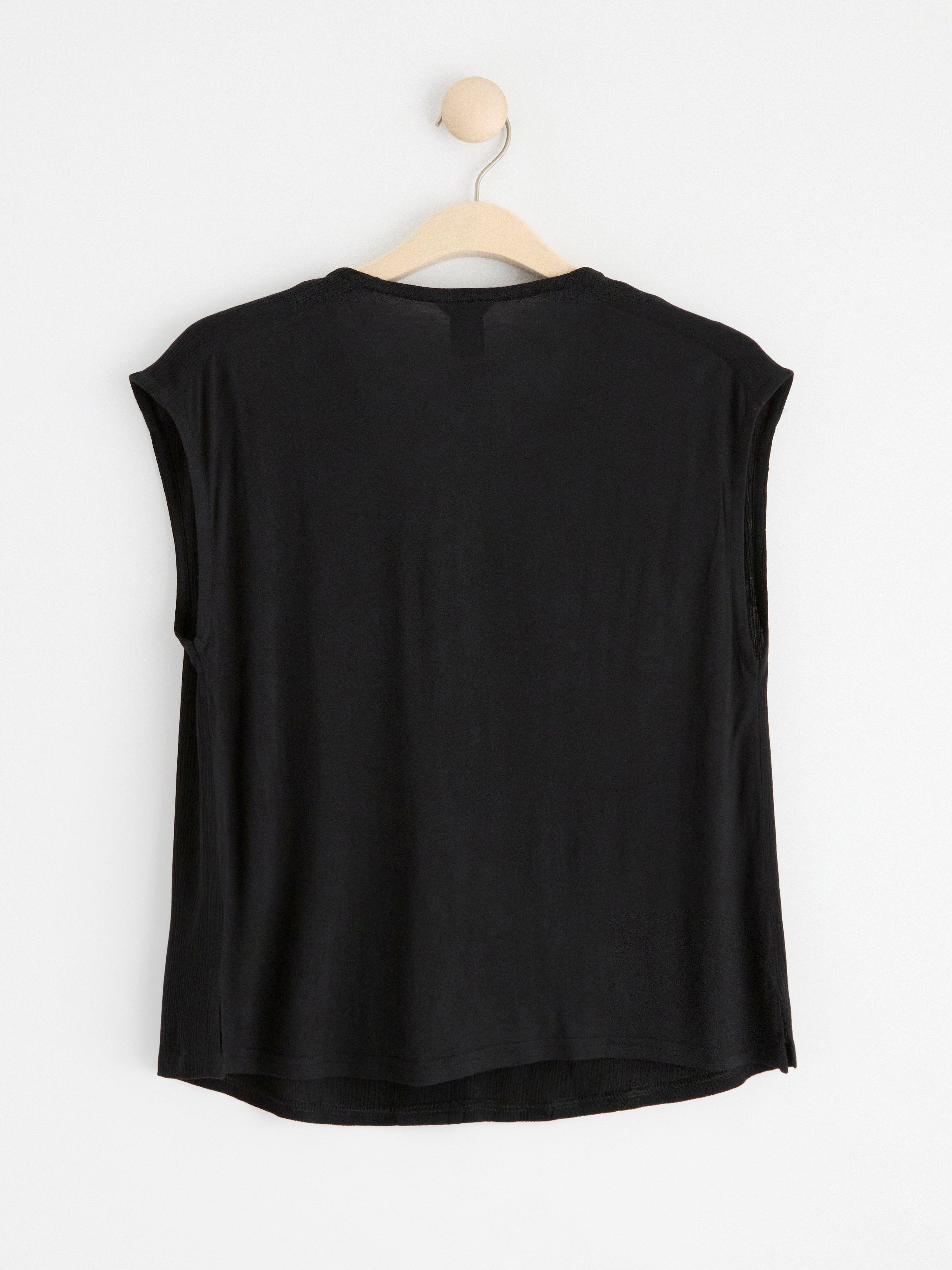 Sleeveless v-neck top with texture Black