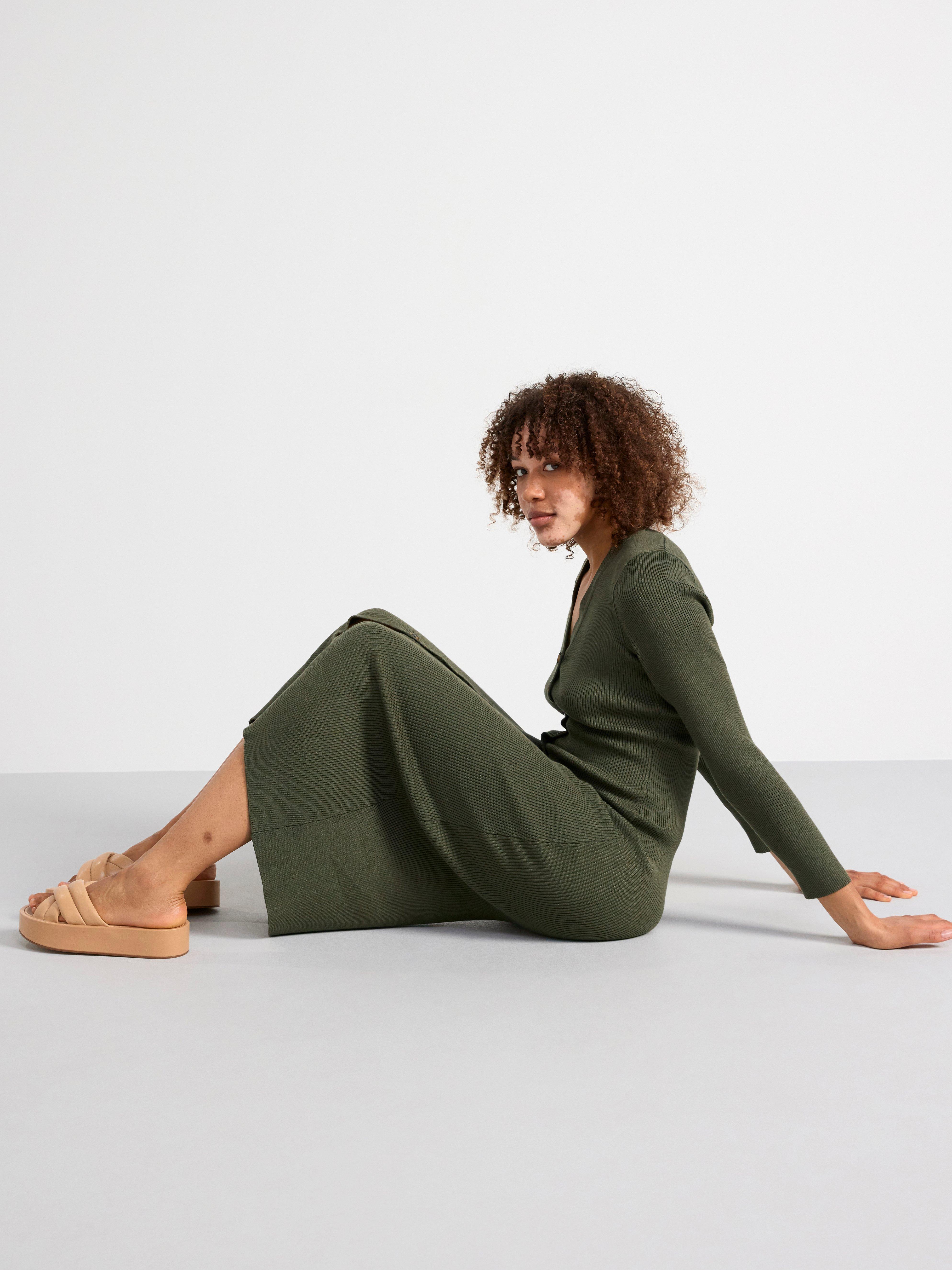 Knitted buttoned midi dress Dark Khaki