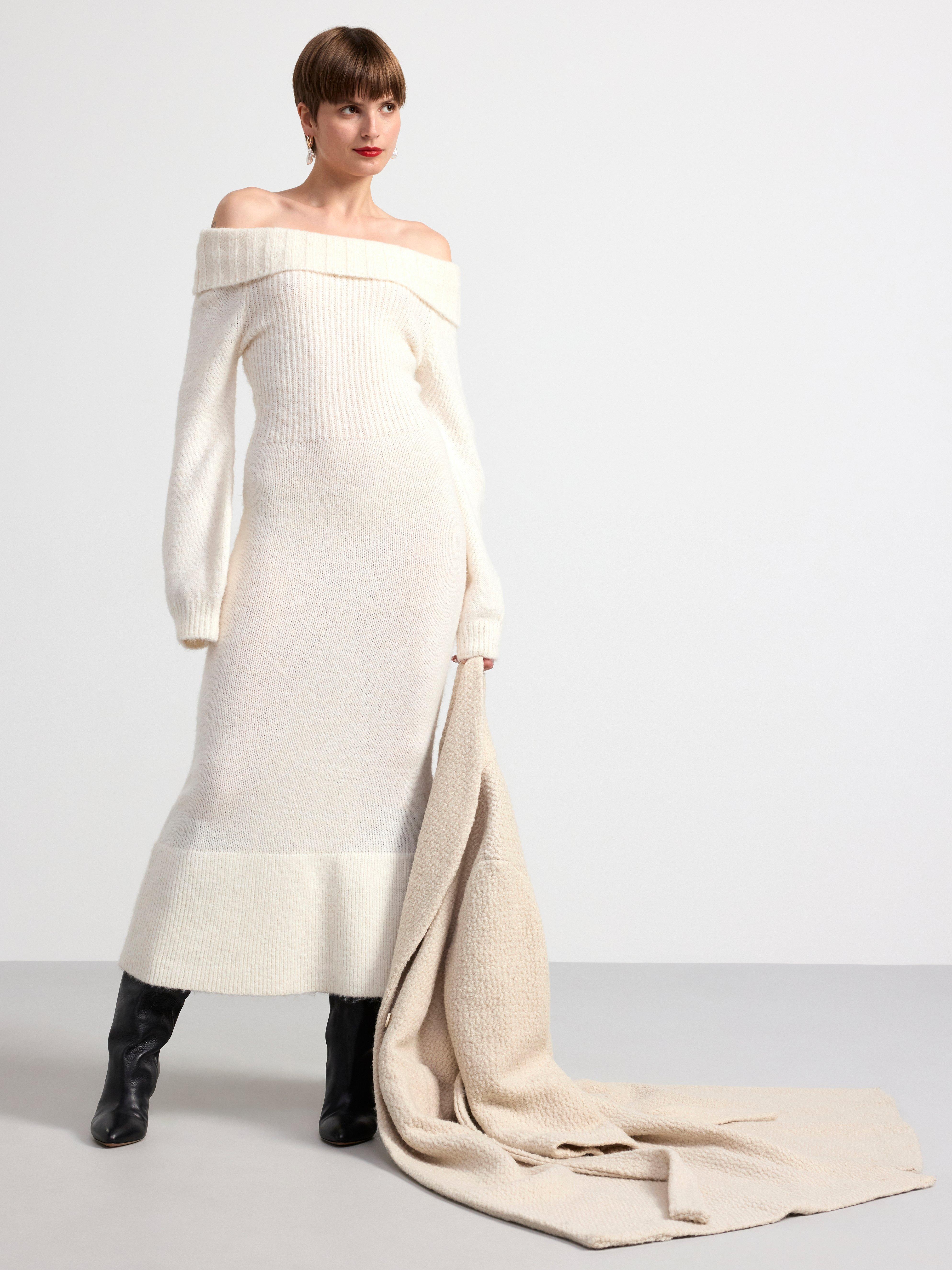 Knitted off shoulder dress Light White
