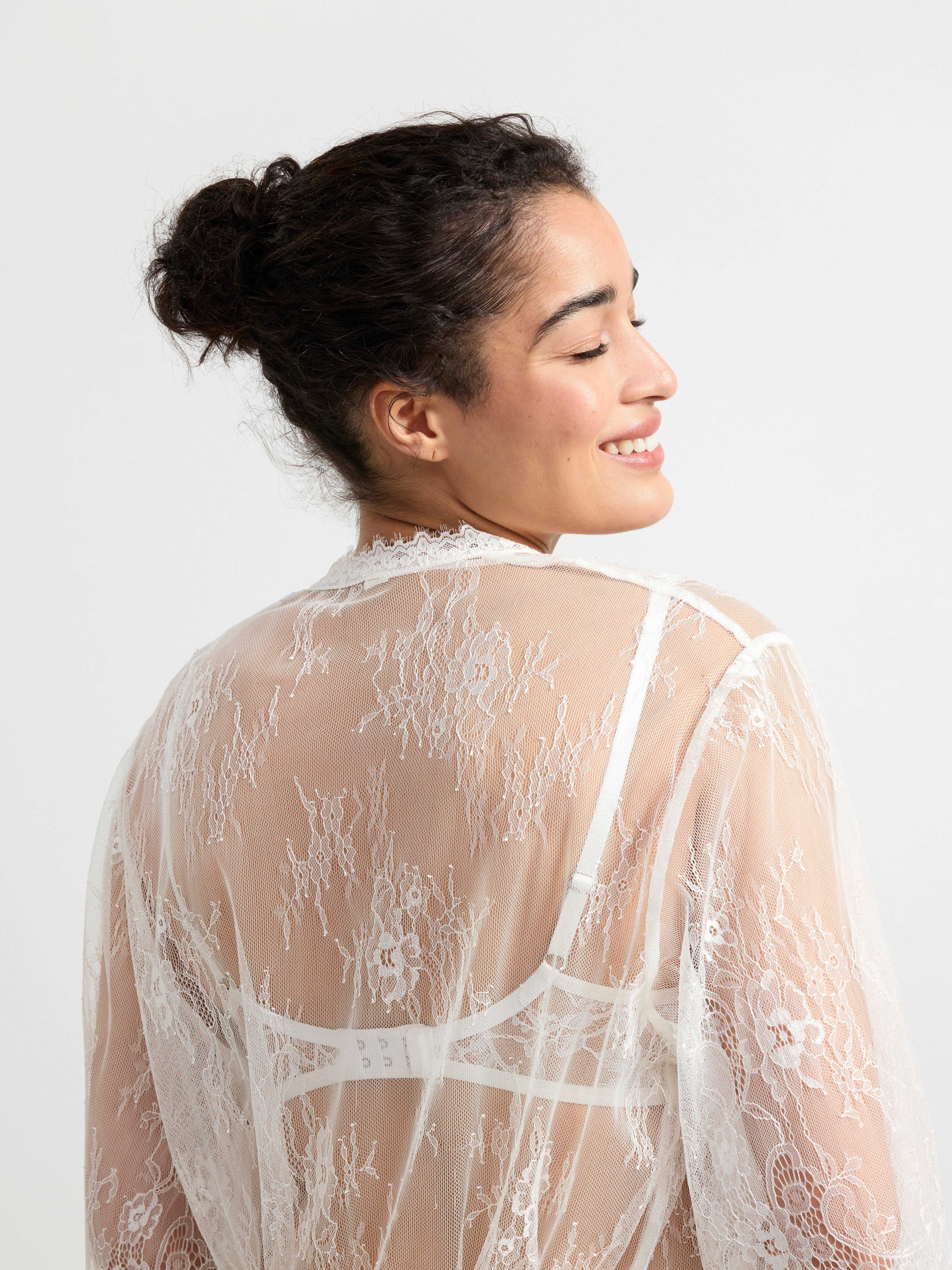 Short lace kimono Light White