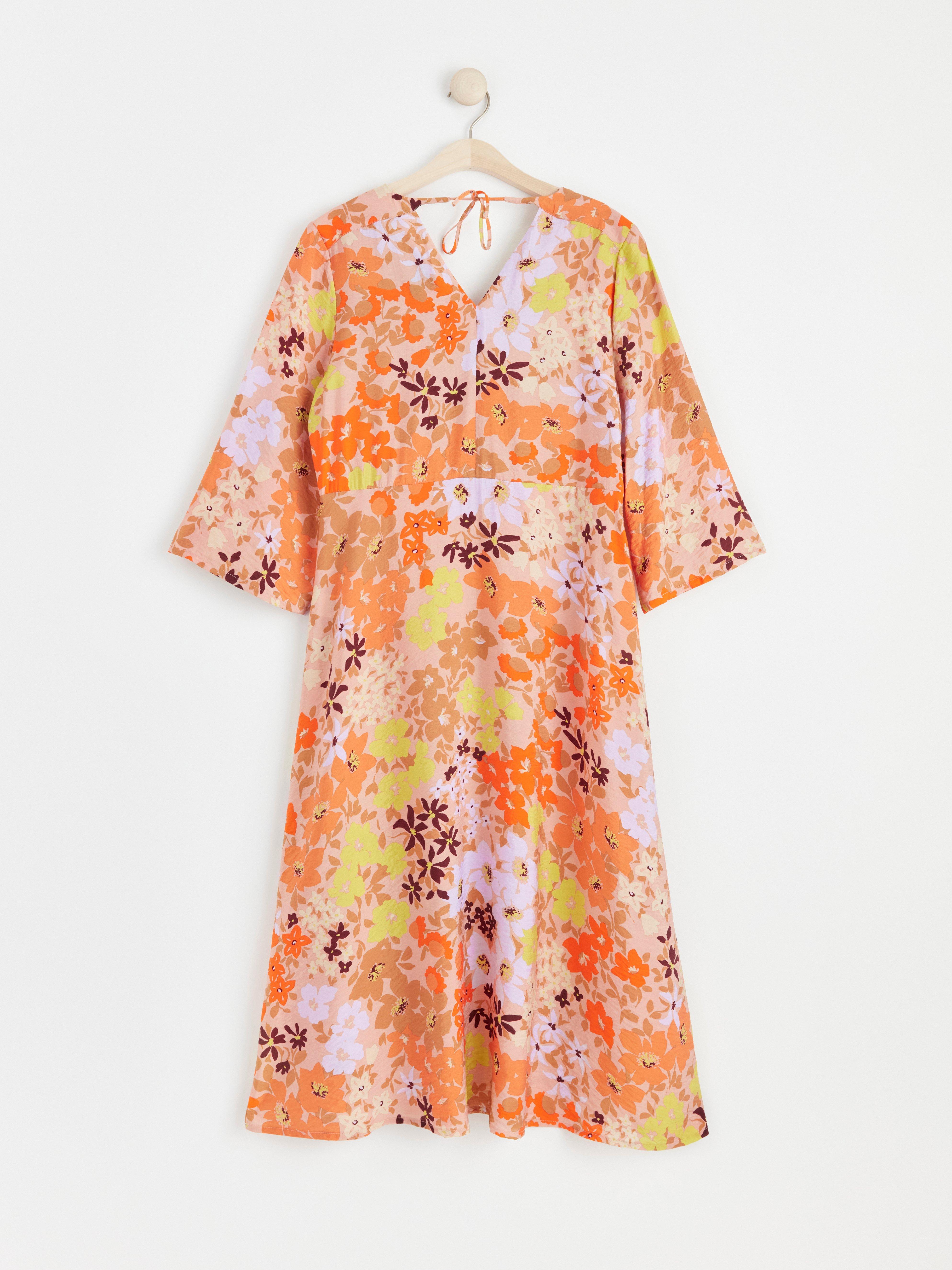 Midi dress with wide sleeves and flowers coral