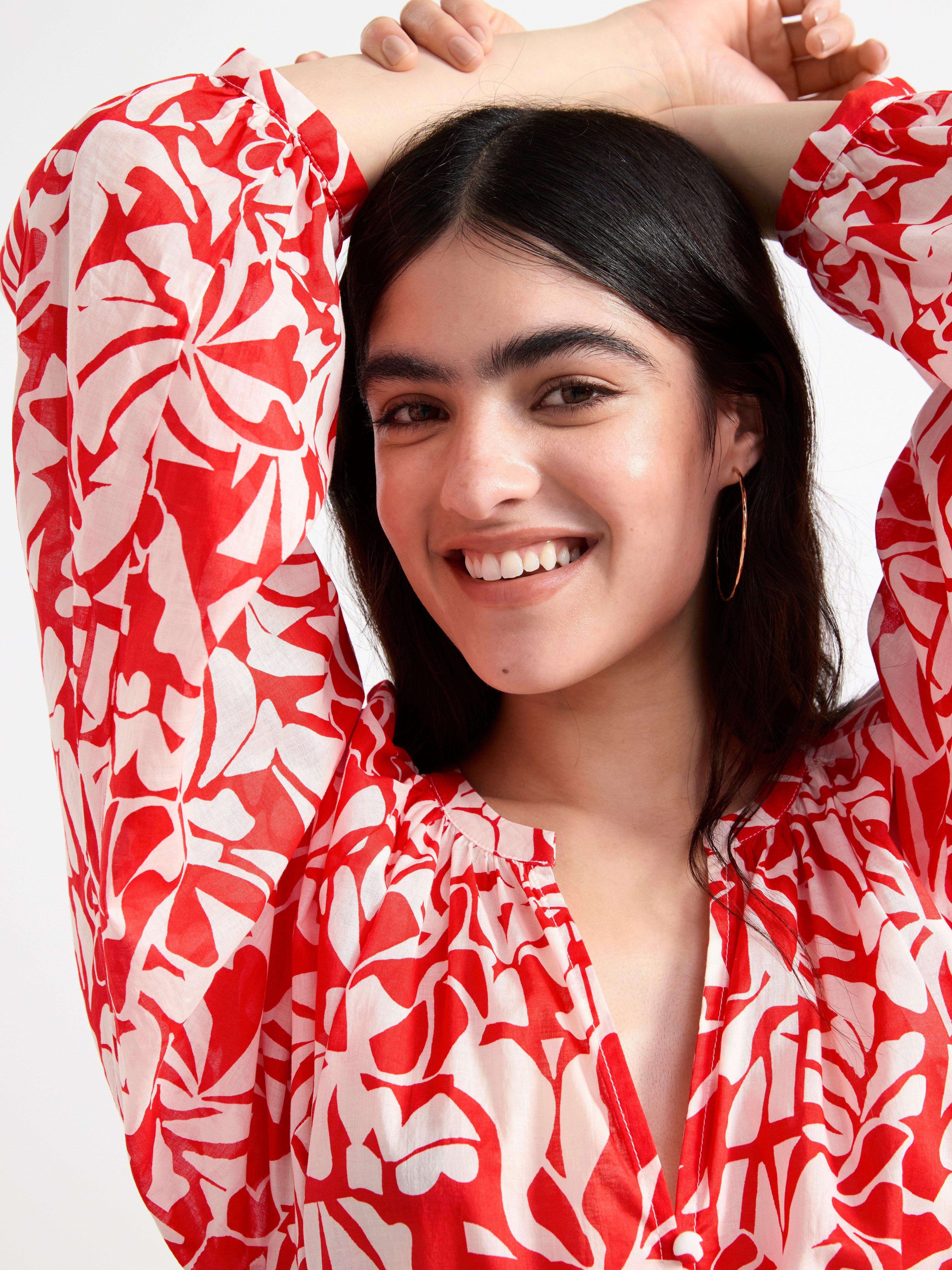 Long sleeve blouse red