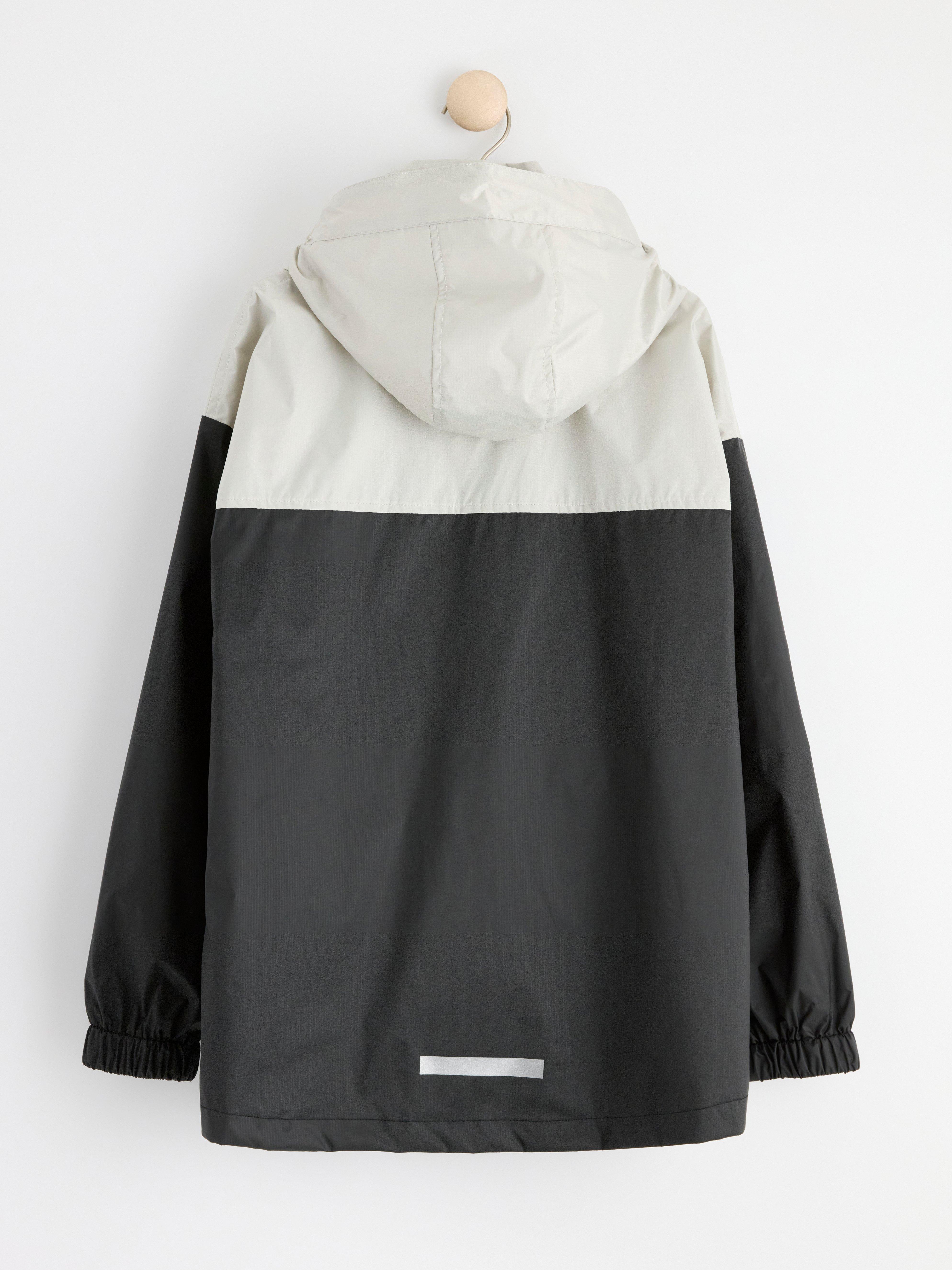 Lightweight waterproof jacket Black