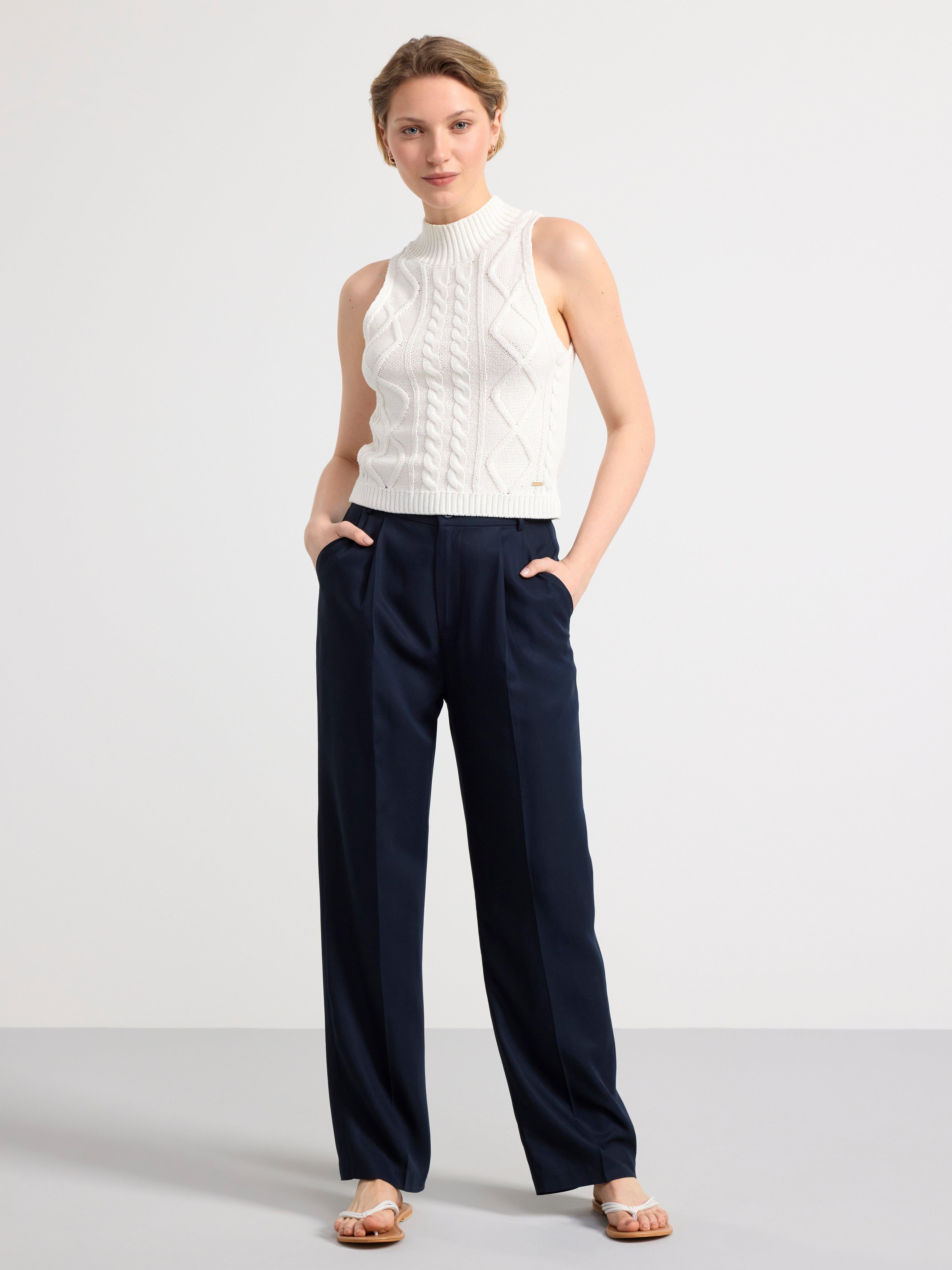 Sleeveless knitted top Off White