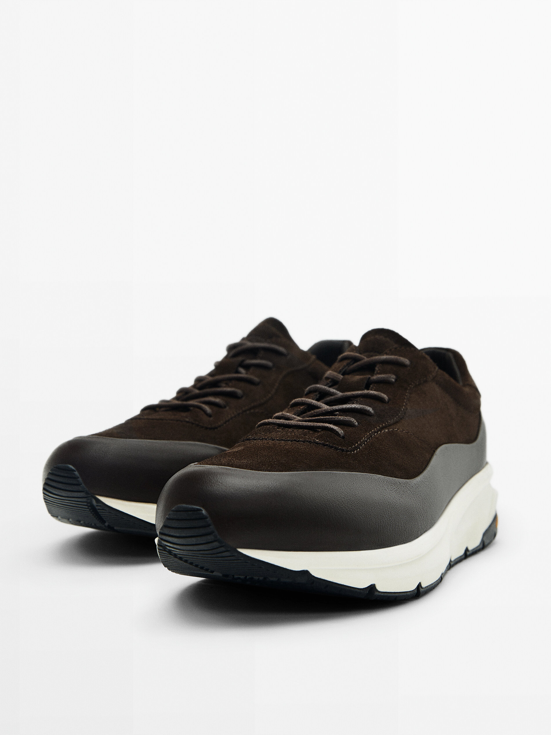 DEPORTIVO MARRÓN PISO VIBRAM - MARRÓN