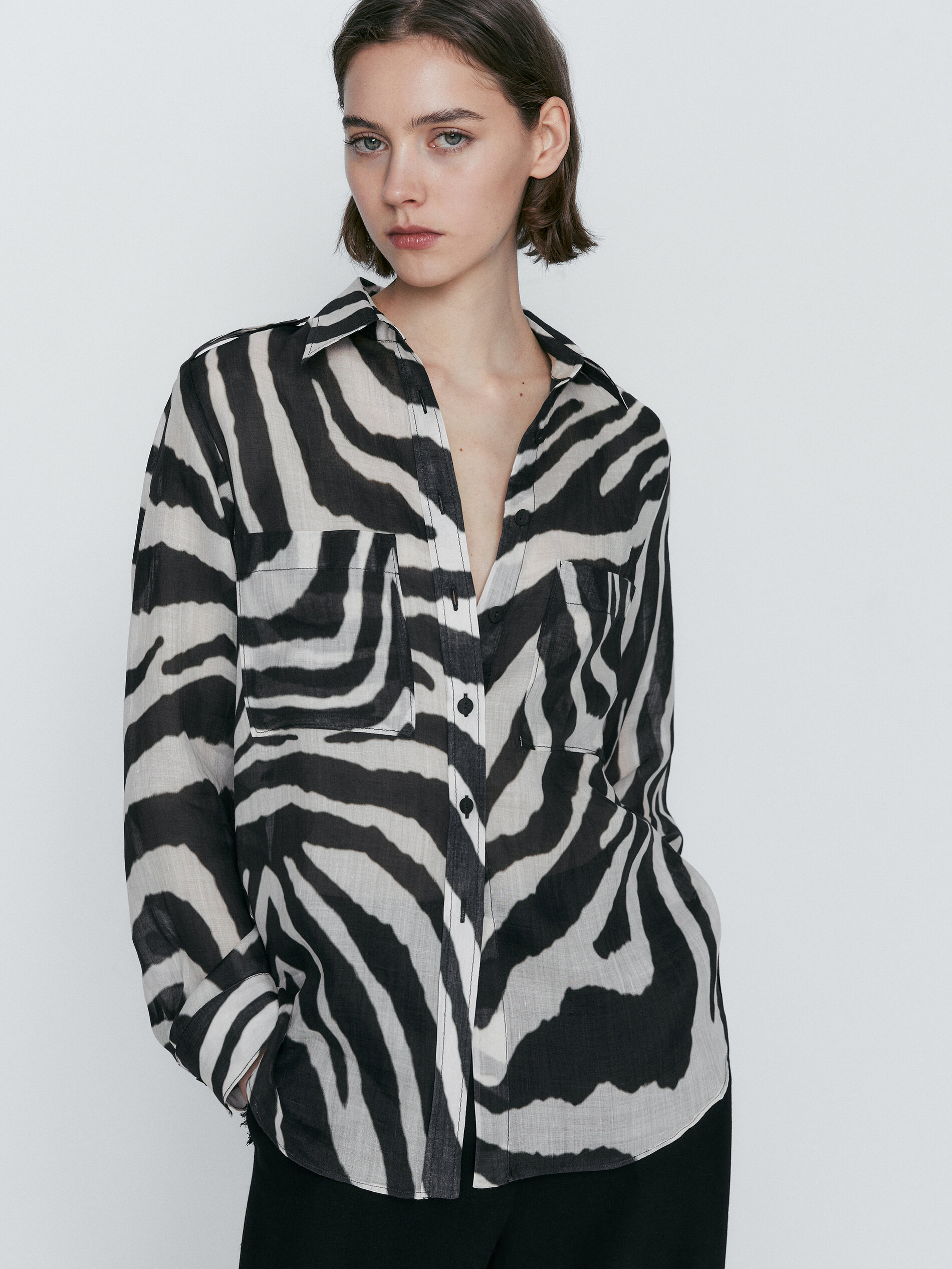 Camisa ramio estampado cebra - NEGRO