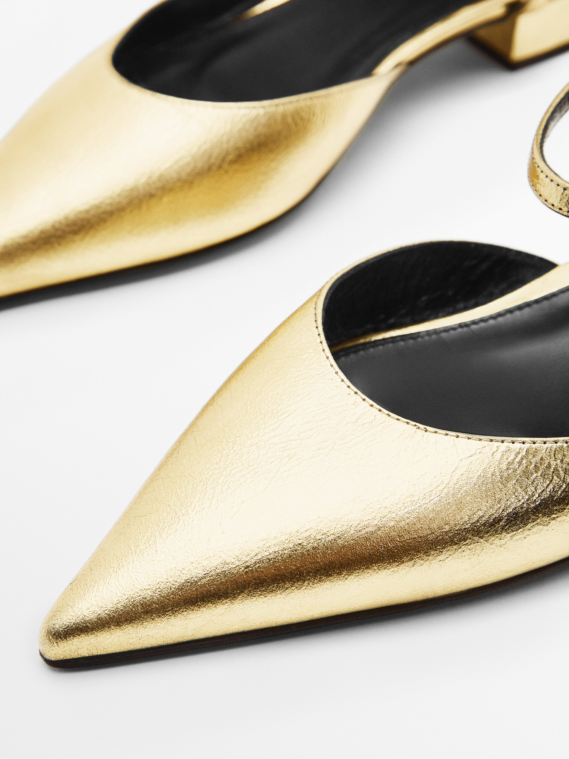 Zapato tacón piel destalonado - DORADO