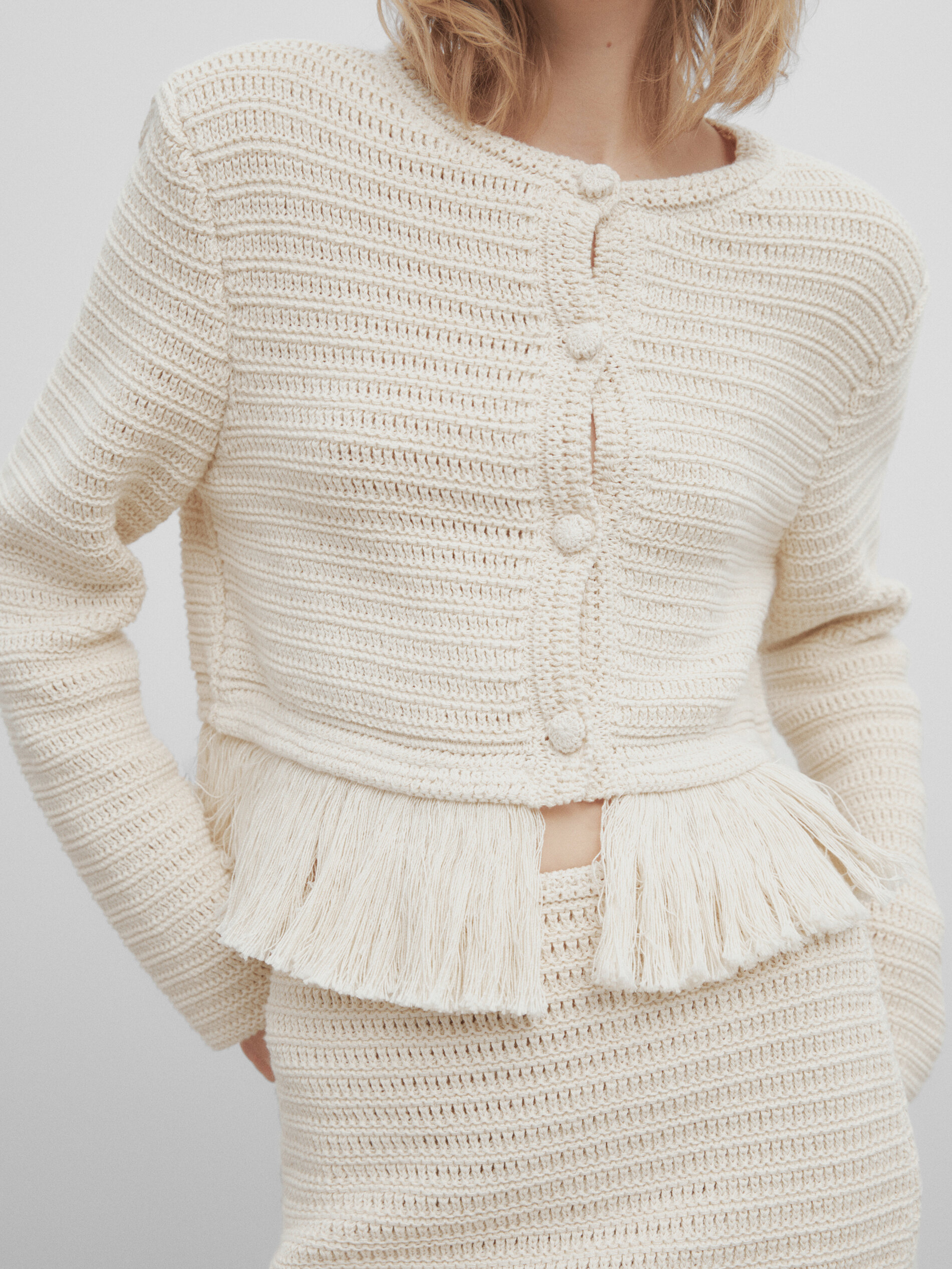 Cárdigan punto crochet flecos -Studio - BEIGE