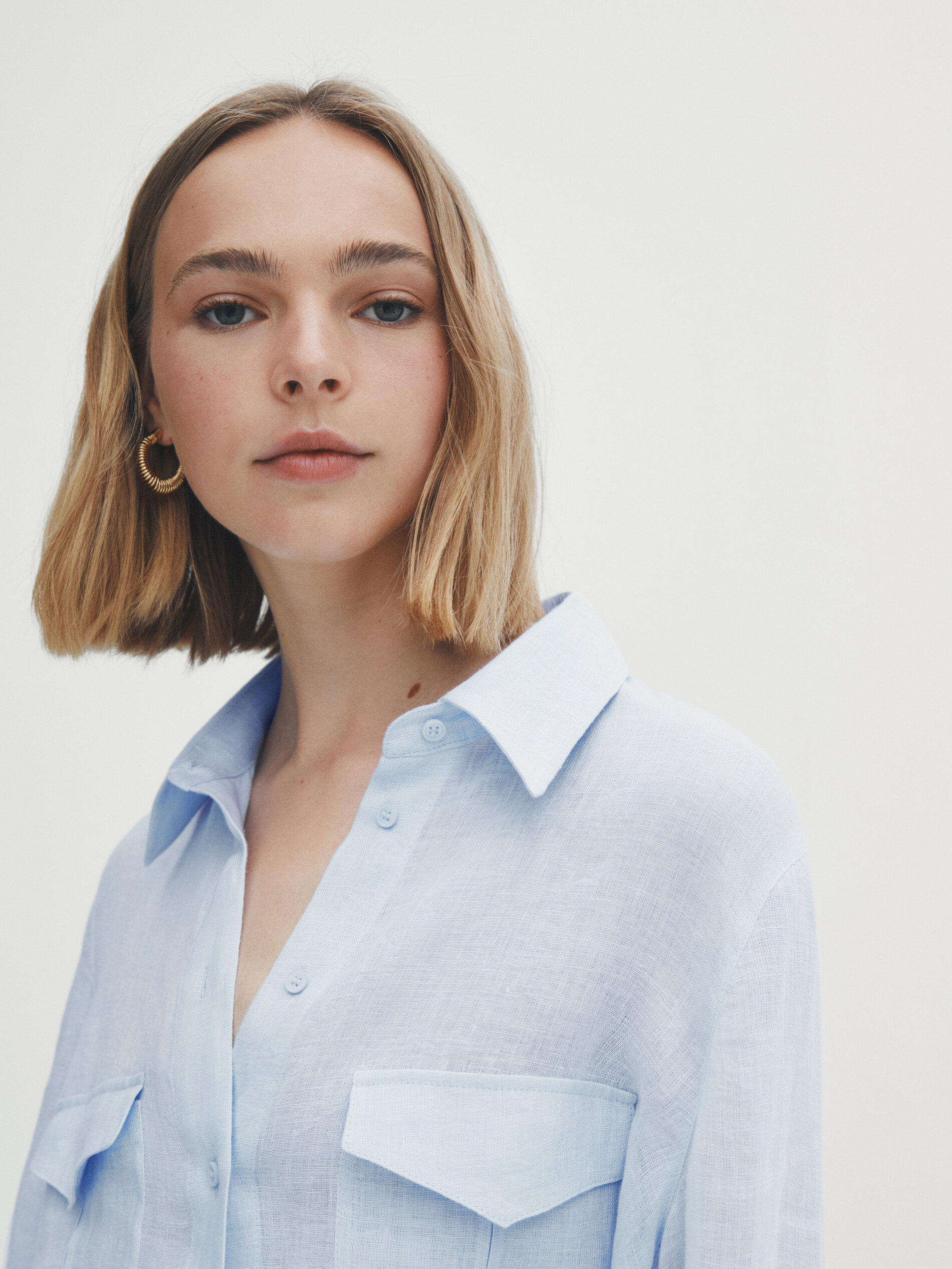 Camisa 100% lino bolsillos - Azul Claro