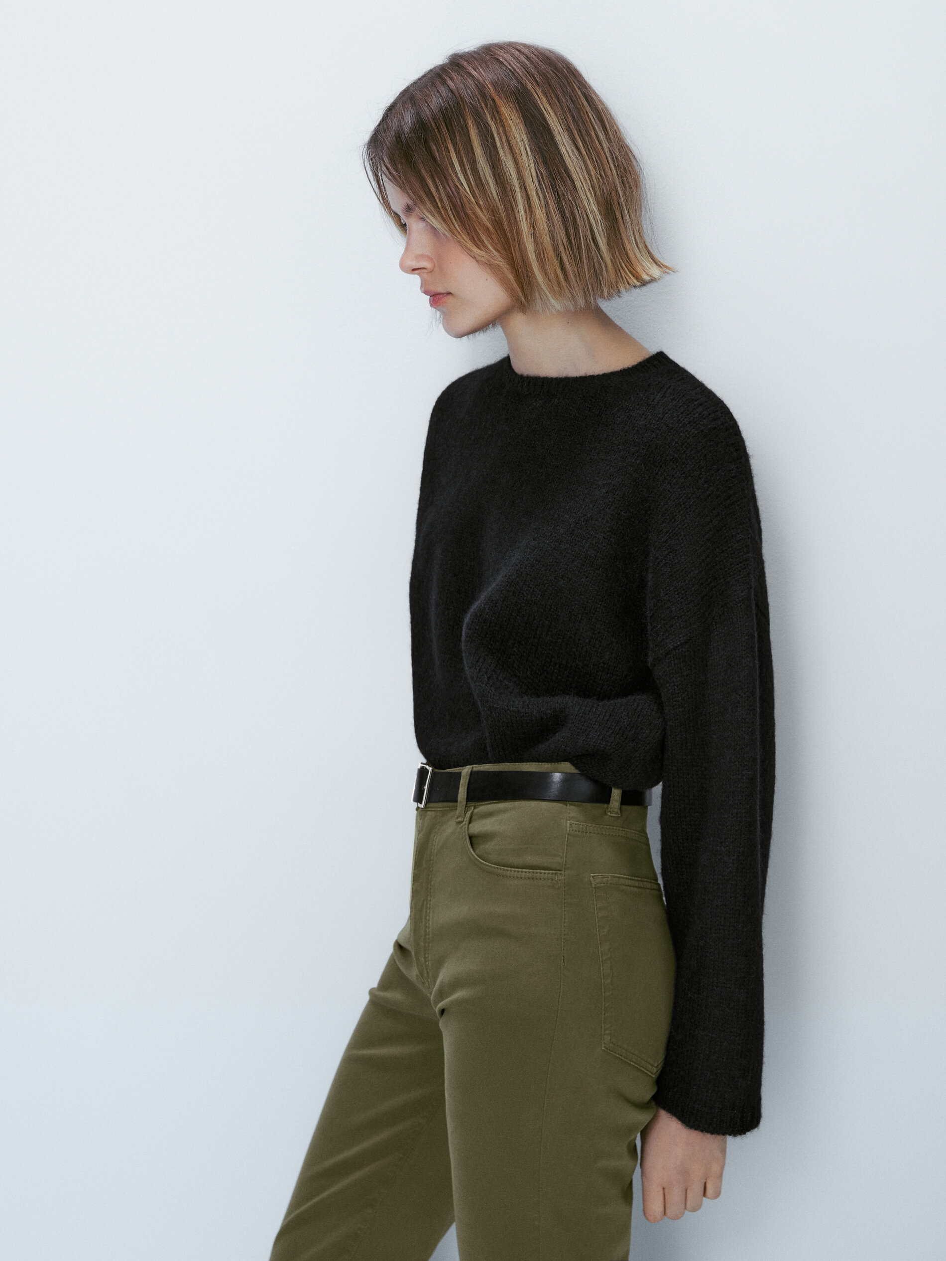 Pantalón tiro medio slim cropped - KAKI