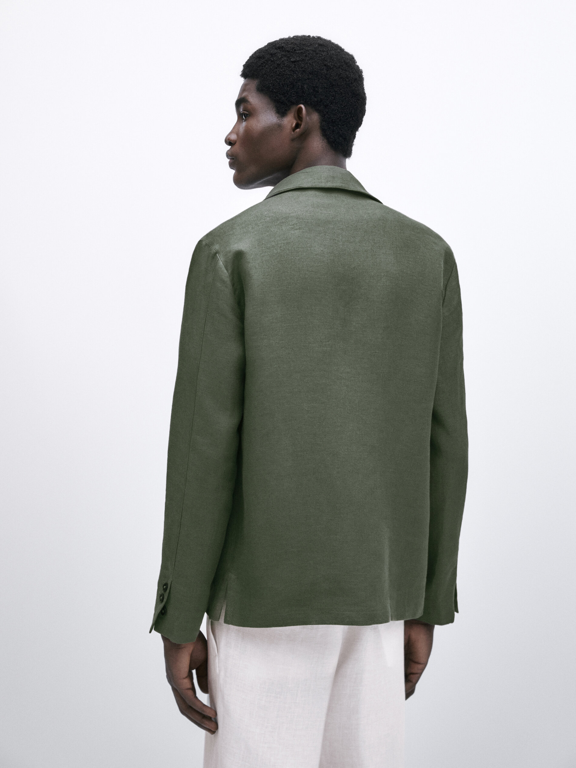 Sobrecamisa 100% lino bolsillos -Studio - 0-560