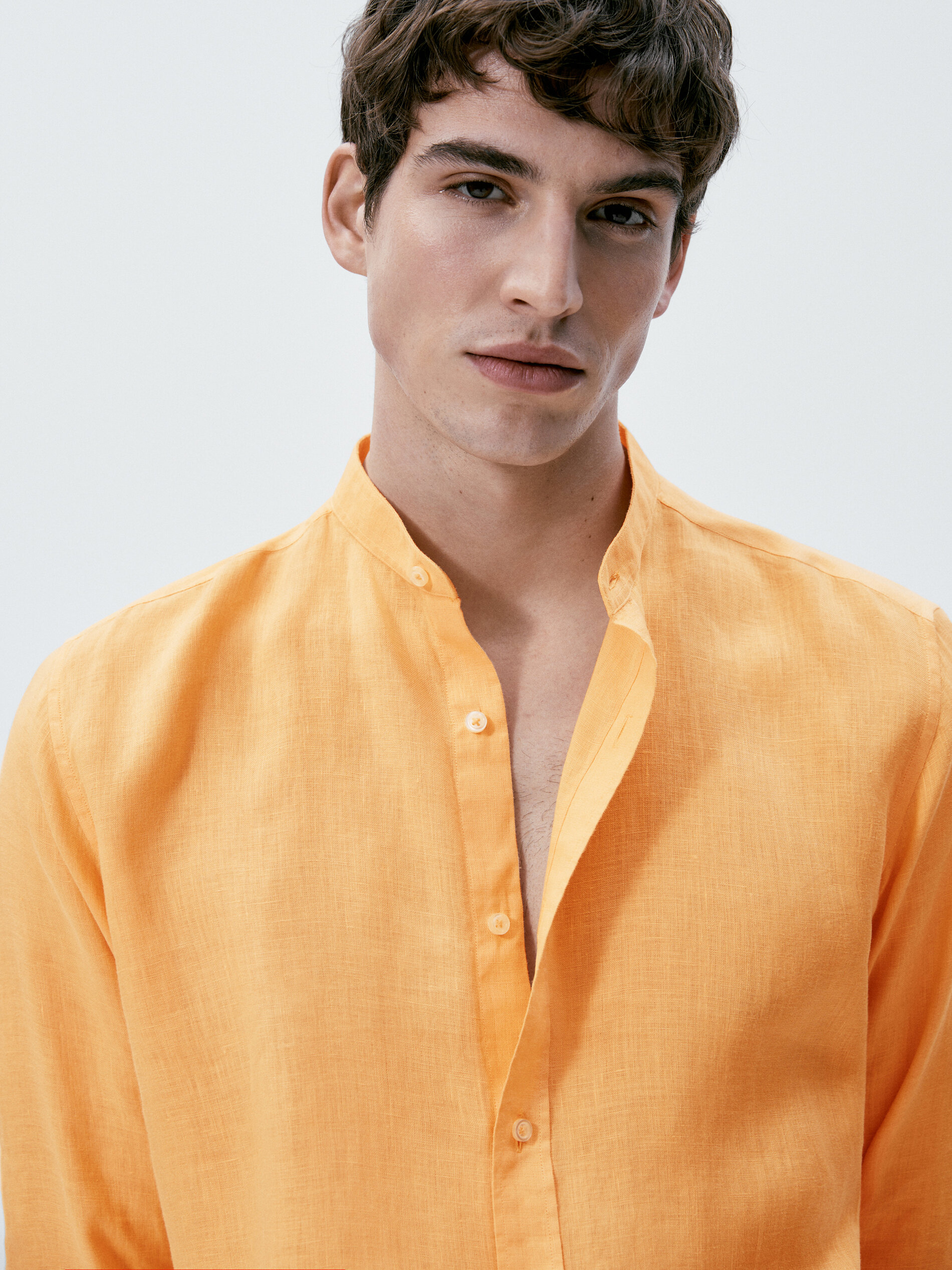 Camisa 100% lino cuello mao slim fit - NARANJA