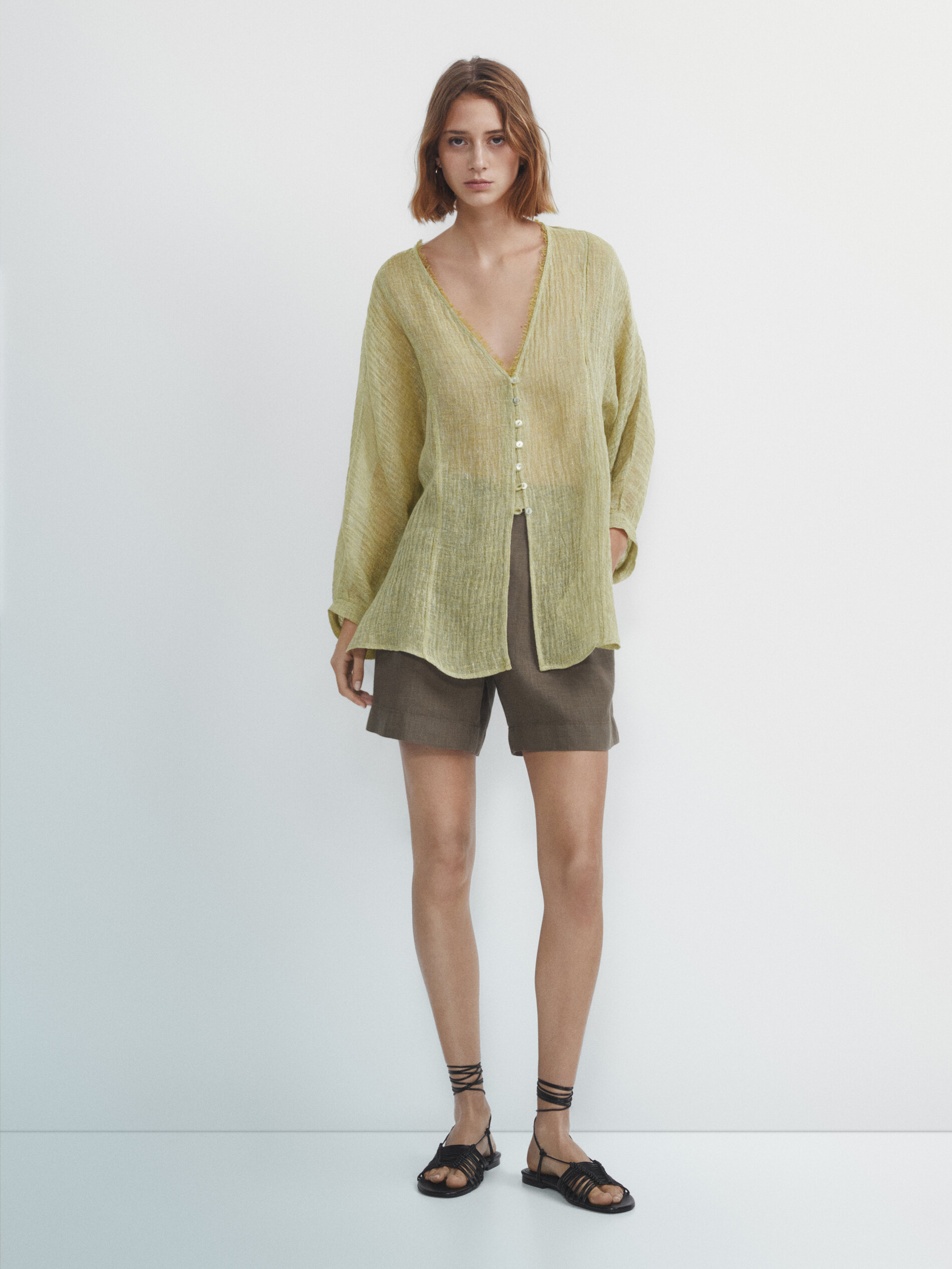 Camisa mezcla lino acabado gofrado - Piedra