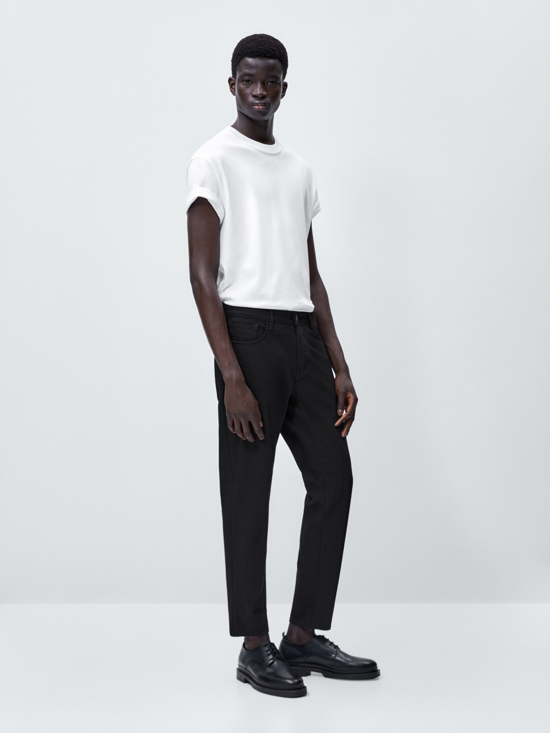 Pantalón vaquero tapered fit - NEGRO