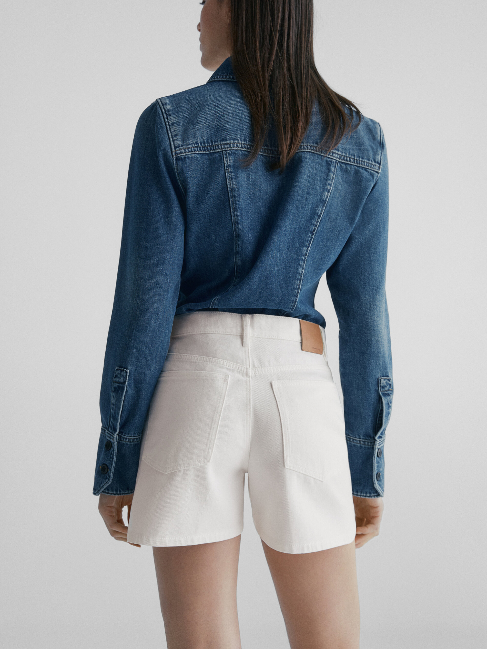 Short denim tiro alto - CRUDO