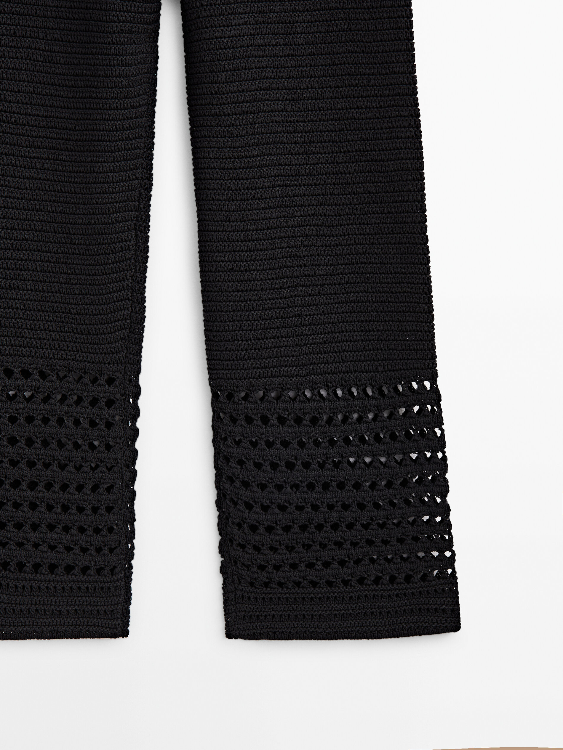 Pantalón punto crochet - NEGRO