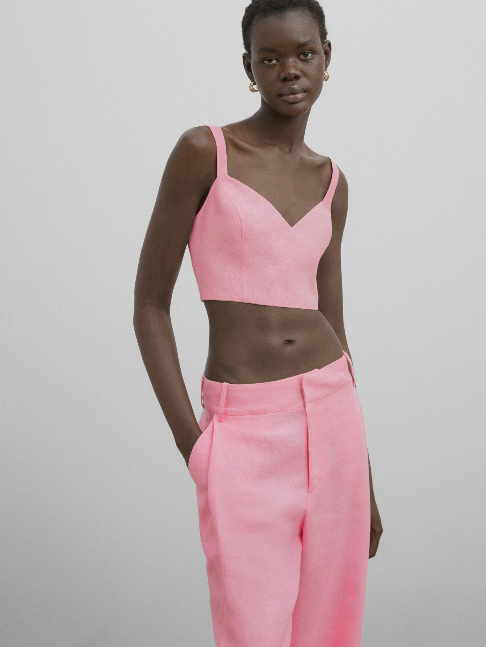 Pantalón lino pinzas bolsillos -Studio - ROSA