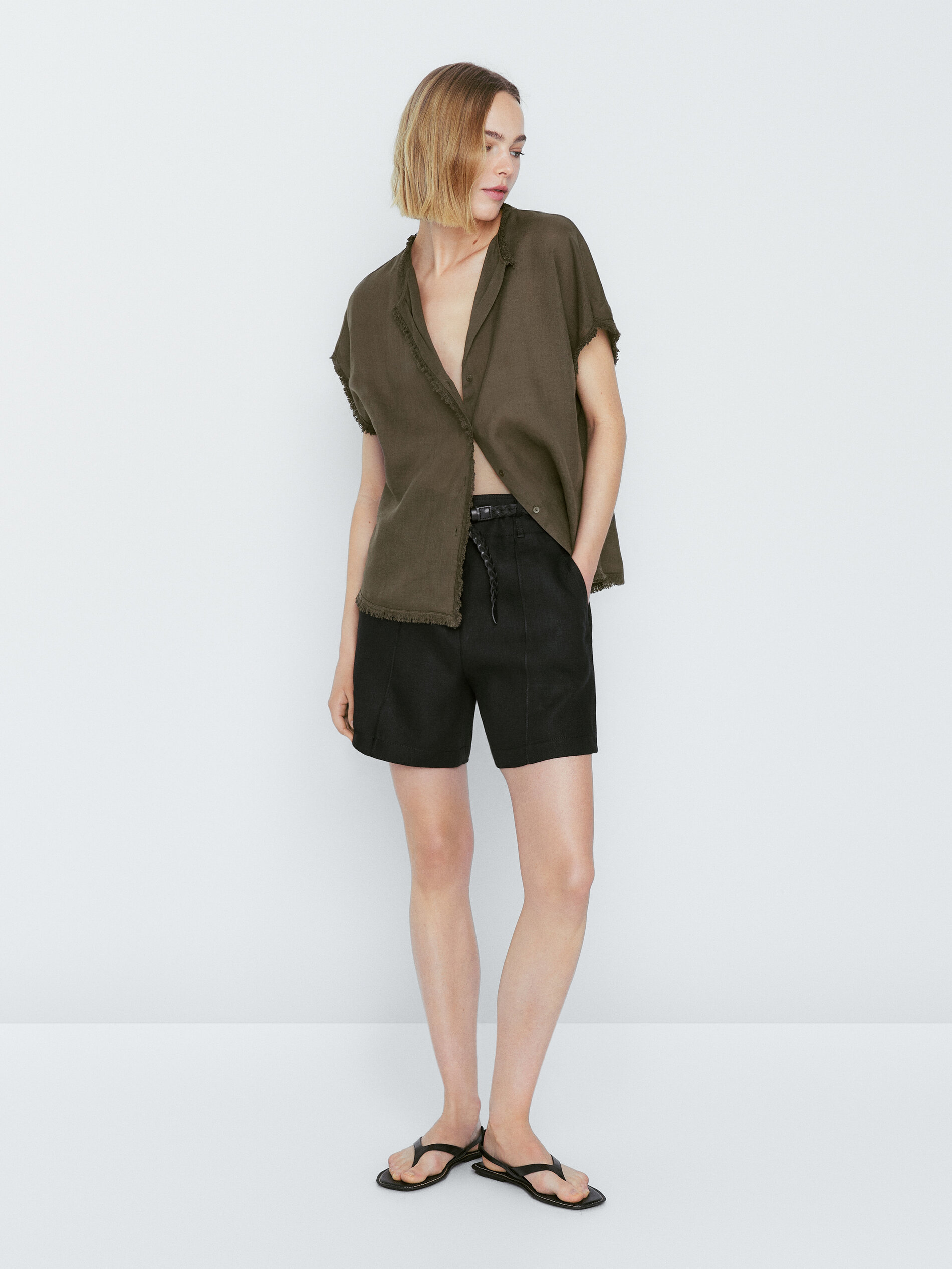 Camisa manga corta detalle desflecado - VERDE OSCURO