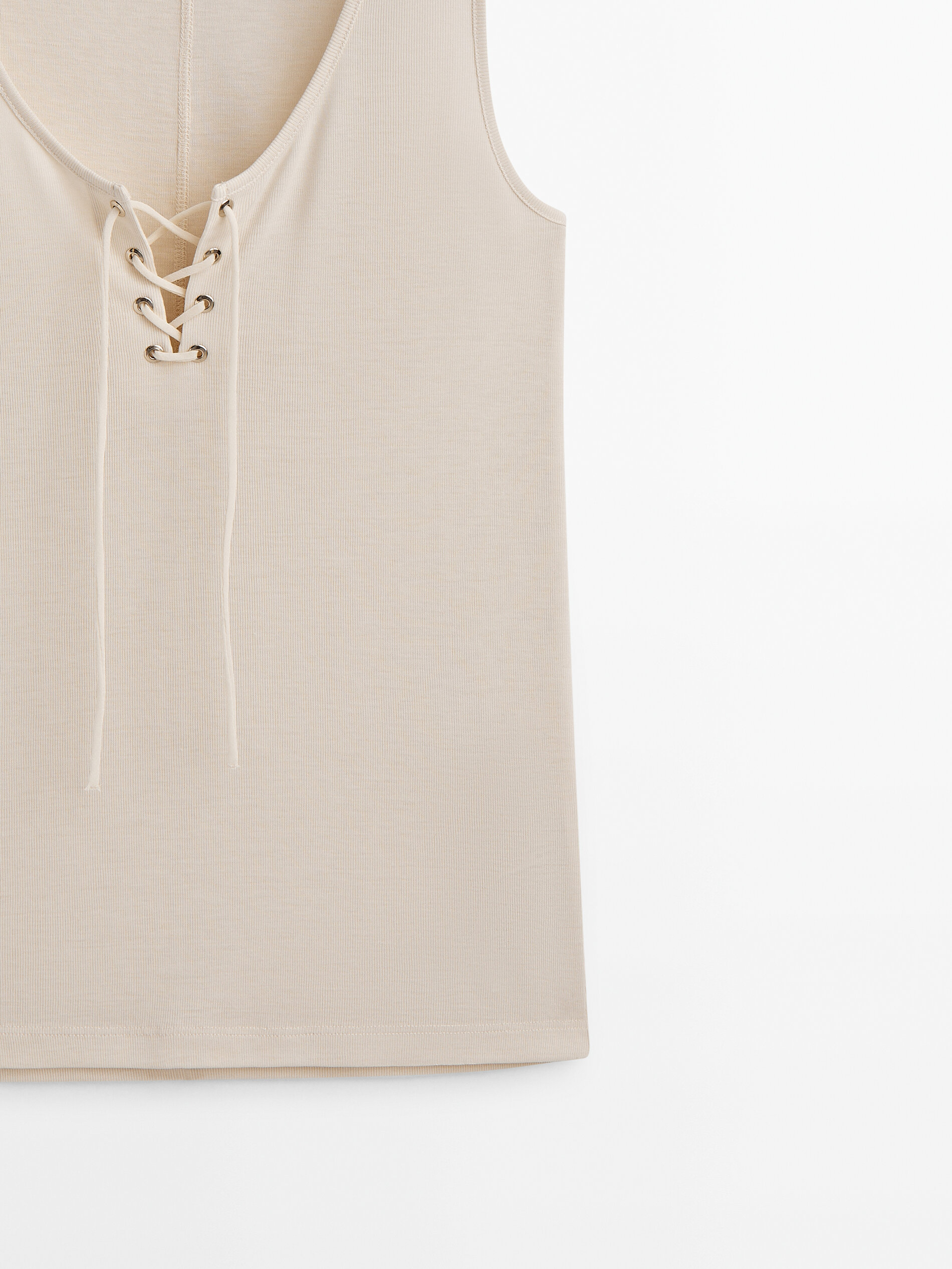 Camiseta escote entrelazado sin mangas - CRUDO
