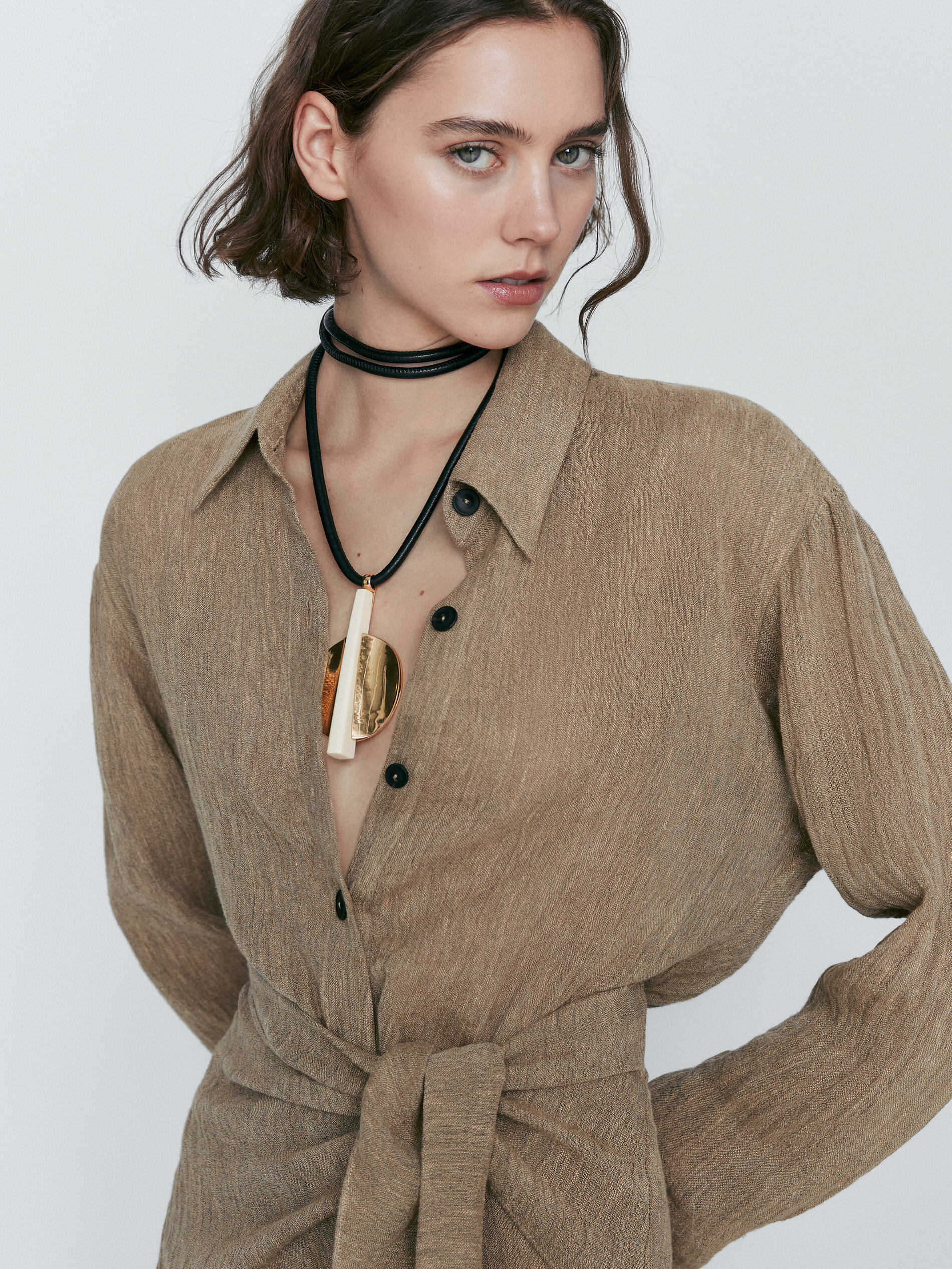 Mono corto de lino - MARRÓN