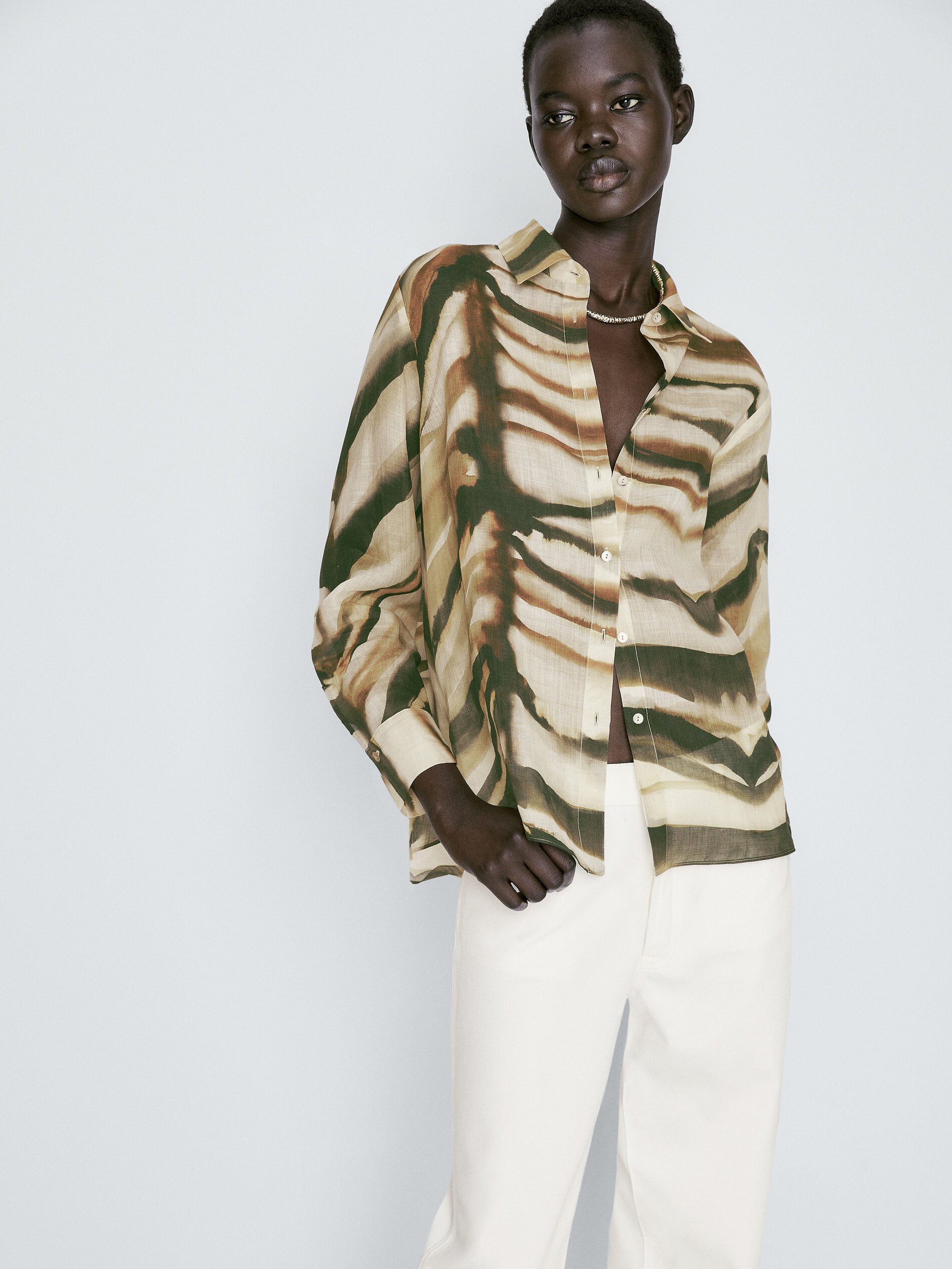 Camisa estampada 100% ramio - VERDE