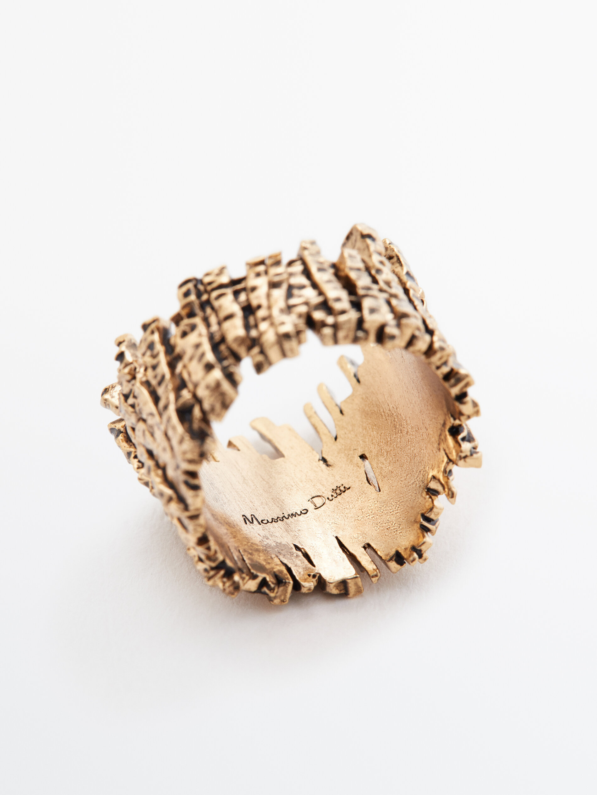 Anillo textura especial baño oro - ORO