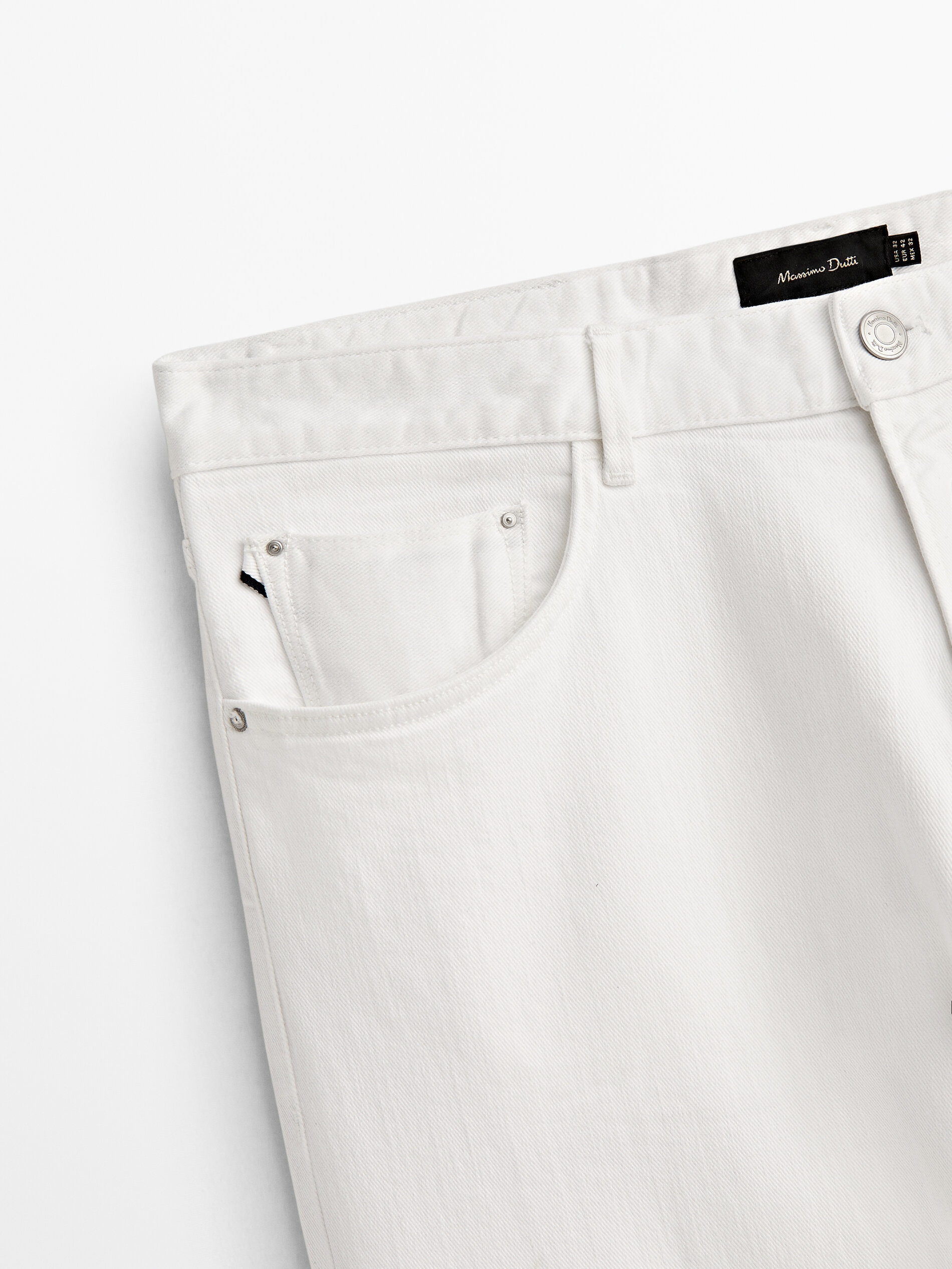 Pantalón vaquero selvedge tapered fit - BLANCO