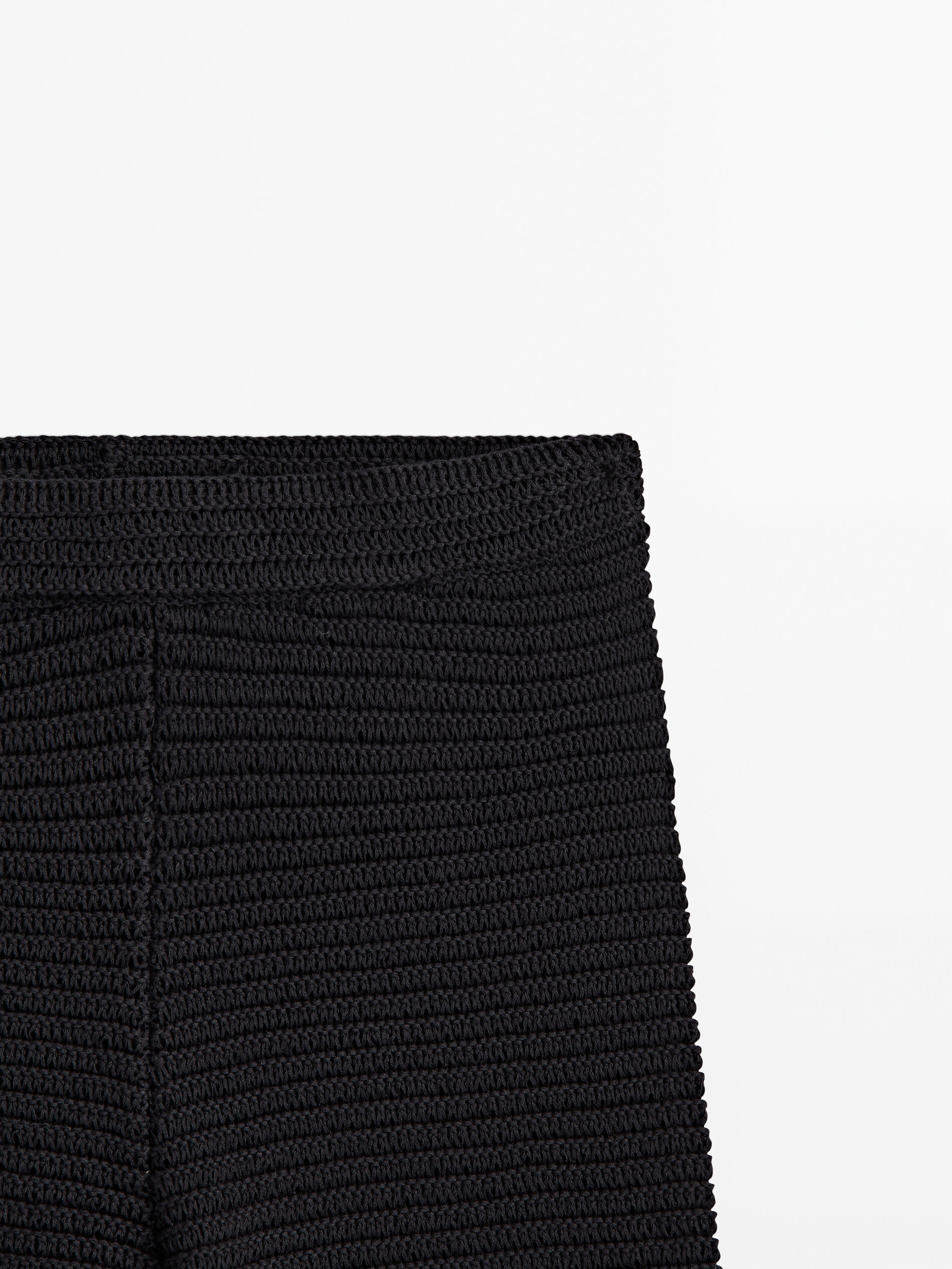 Pantalón punto crochet - NEGRO