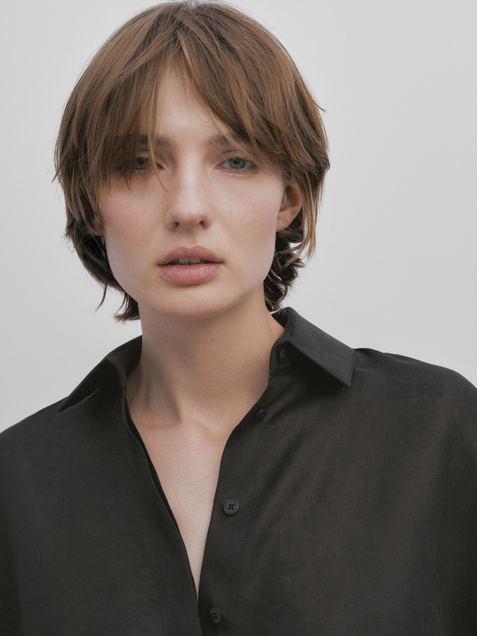 Camisa peplum lino -Studio - NEGRO