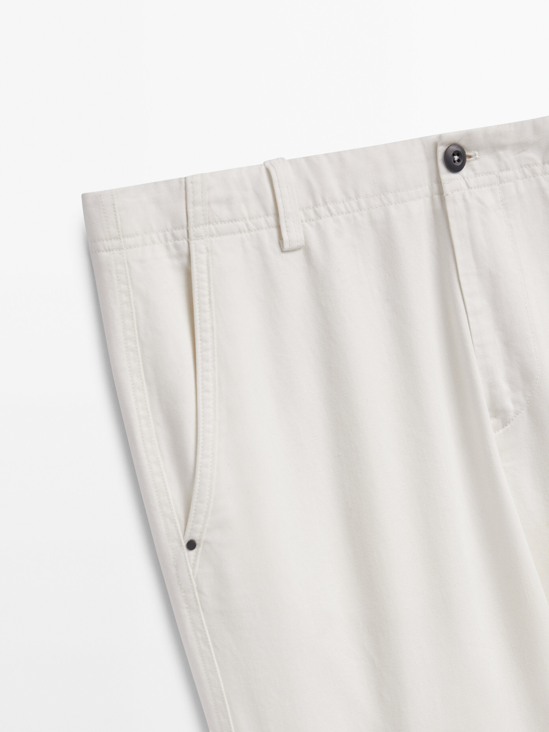 Pantalón tejanero tapered fit - BLANCO