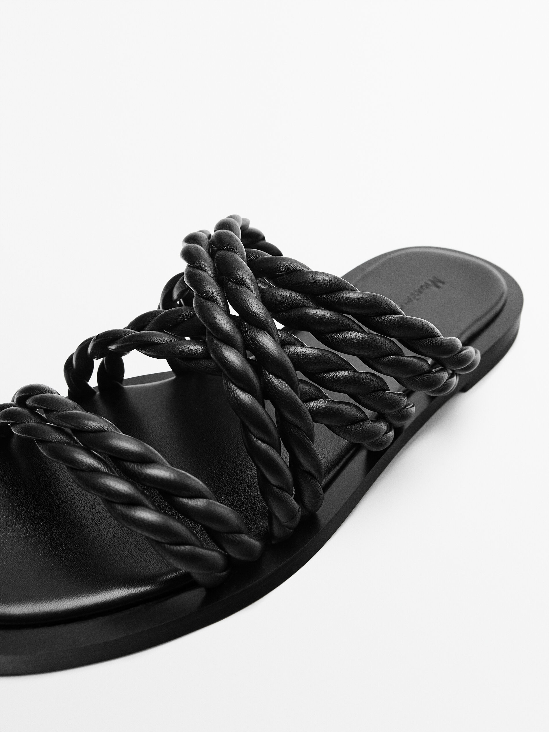 SANDALIA TUBULAR PIEL - NEGRO