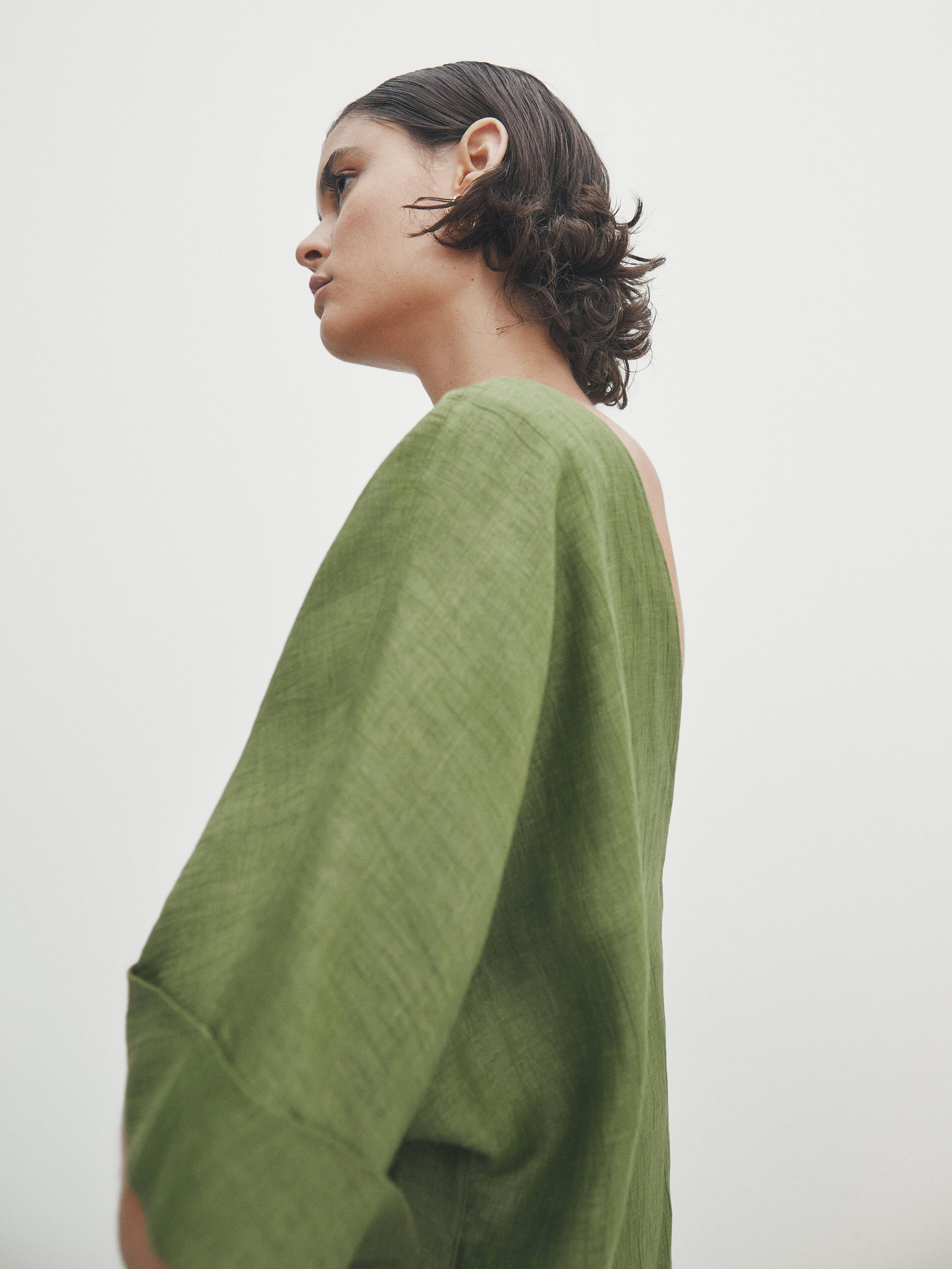 Vestido túnica efecto arrugado - VERDE