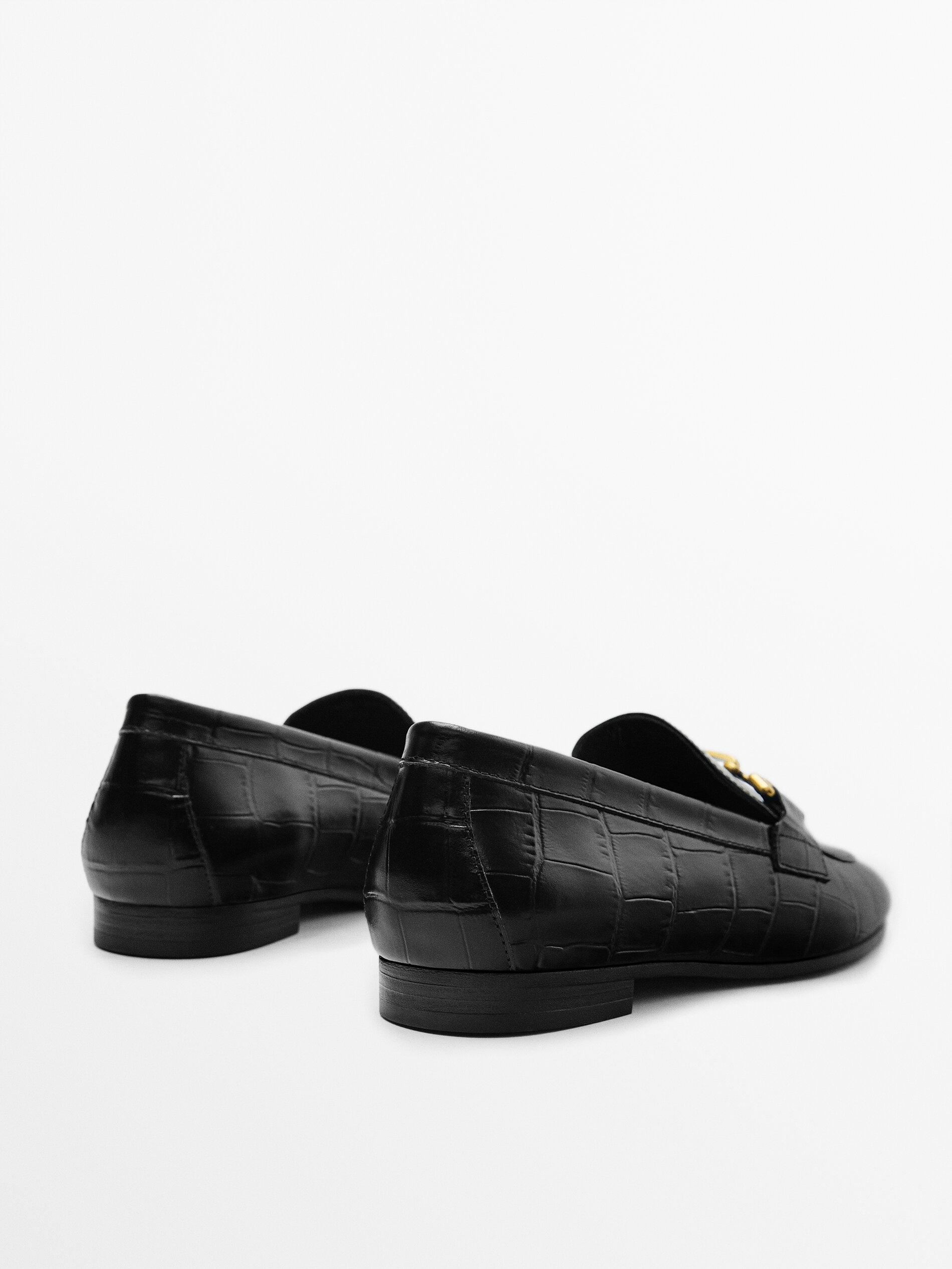 Mocasín piel hebilla metálica - NEGRO