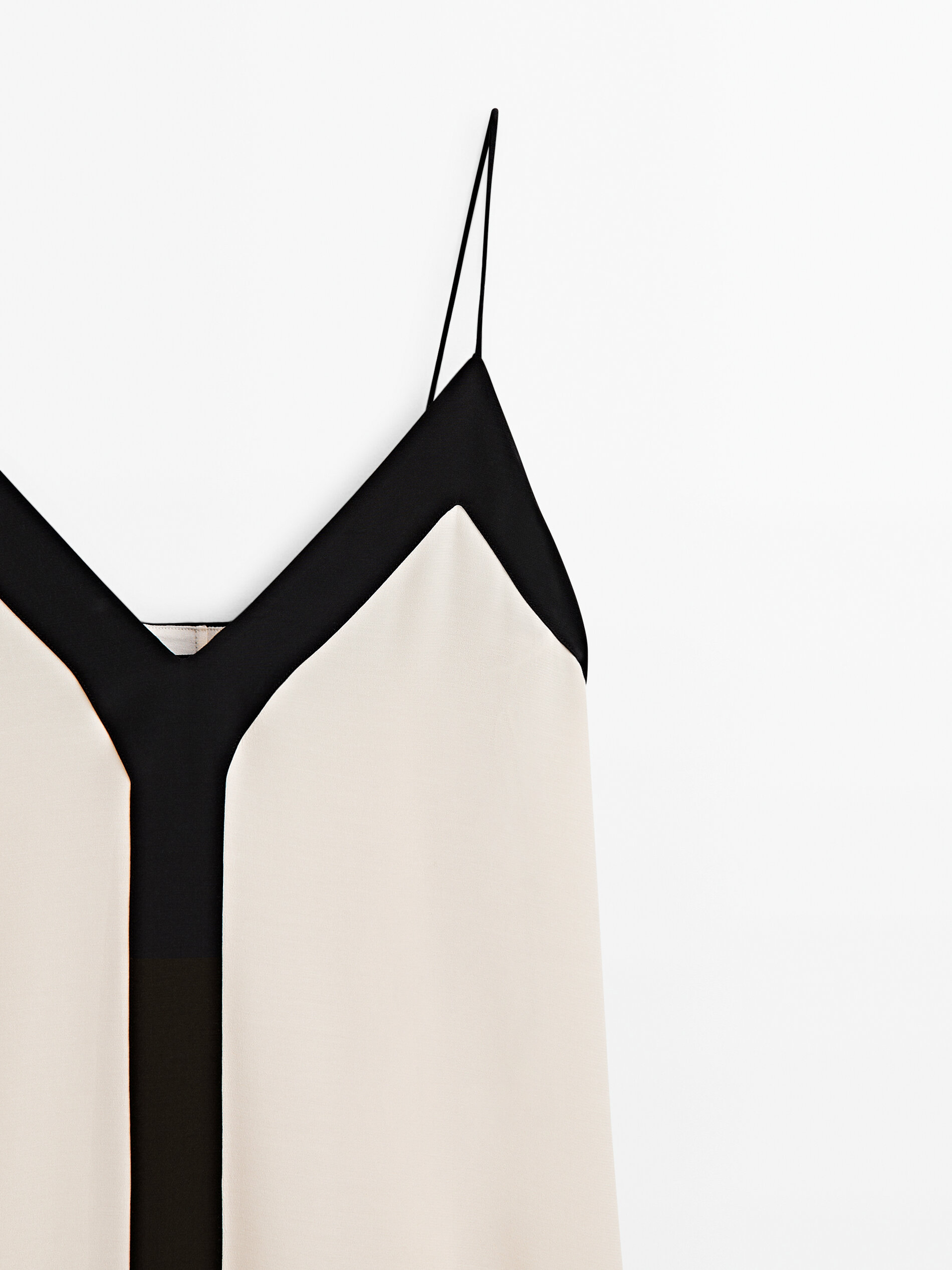 Vestido tirantes escote pico contraste - CRUDO